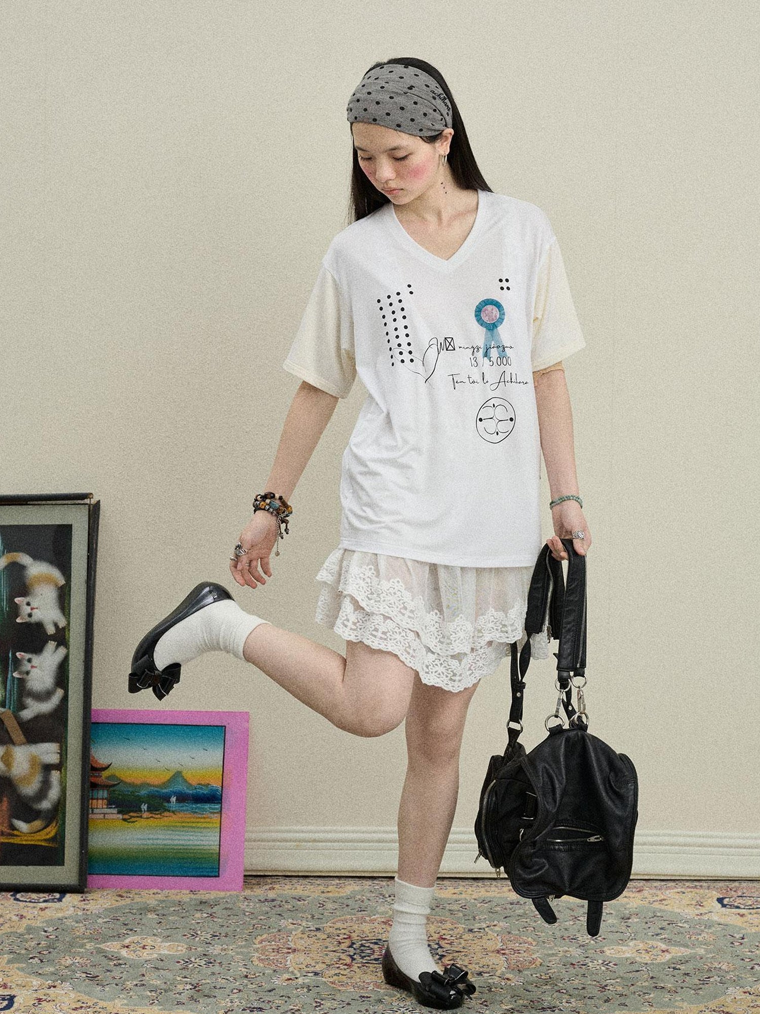 Achihara Rock Malt Star V-neck Tee