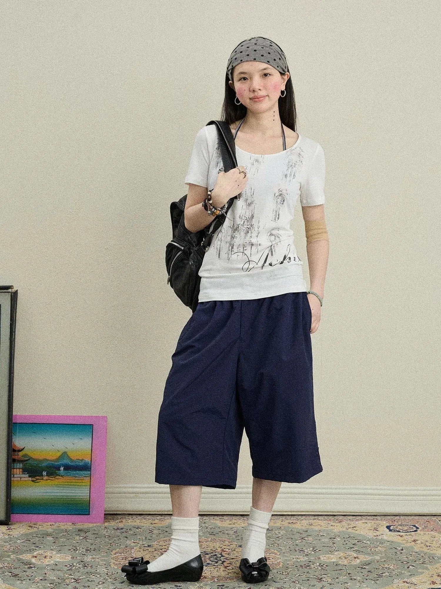 Romanesque Print Tee V-neck T-shirt Long-Sleeve