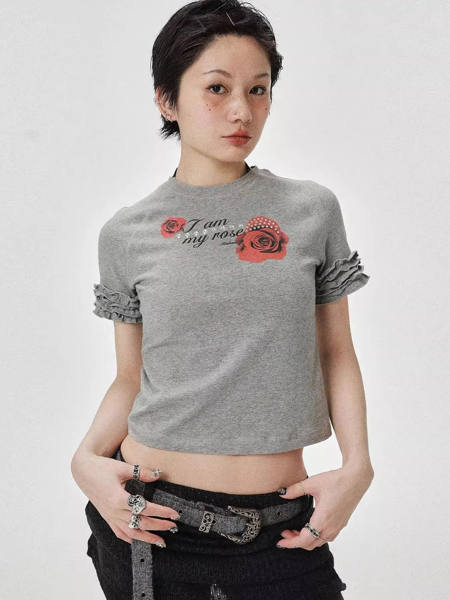 Roseprint Floral Sleeve Cropped Tee