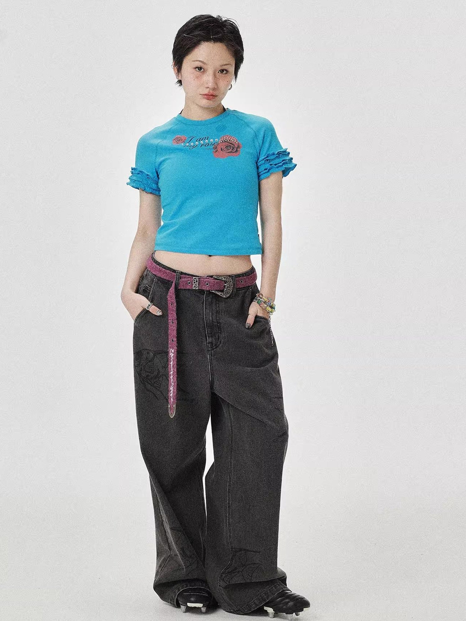 Achihara Roseprint Floral Sleeve Cropped Tee