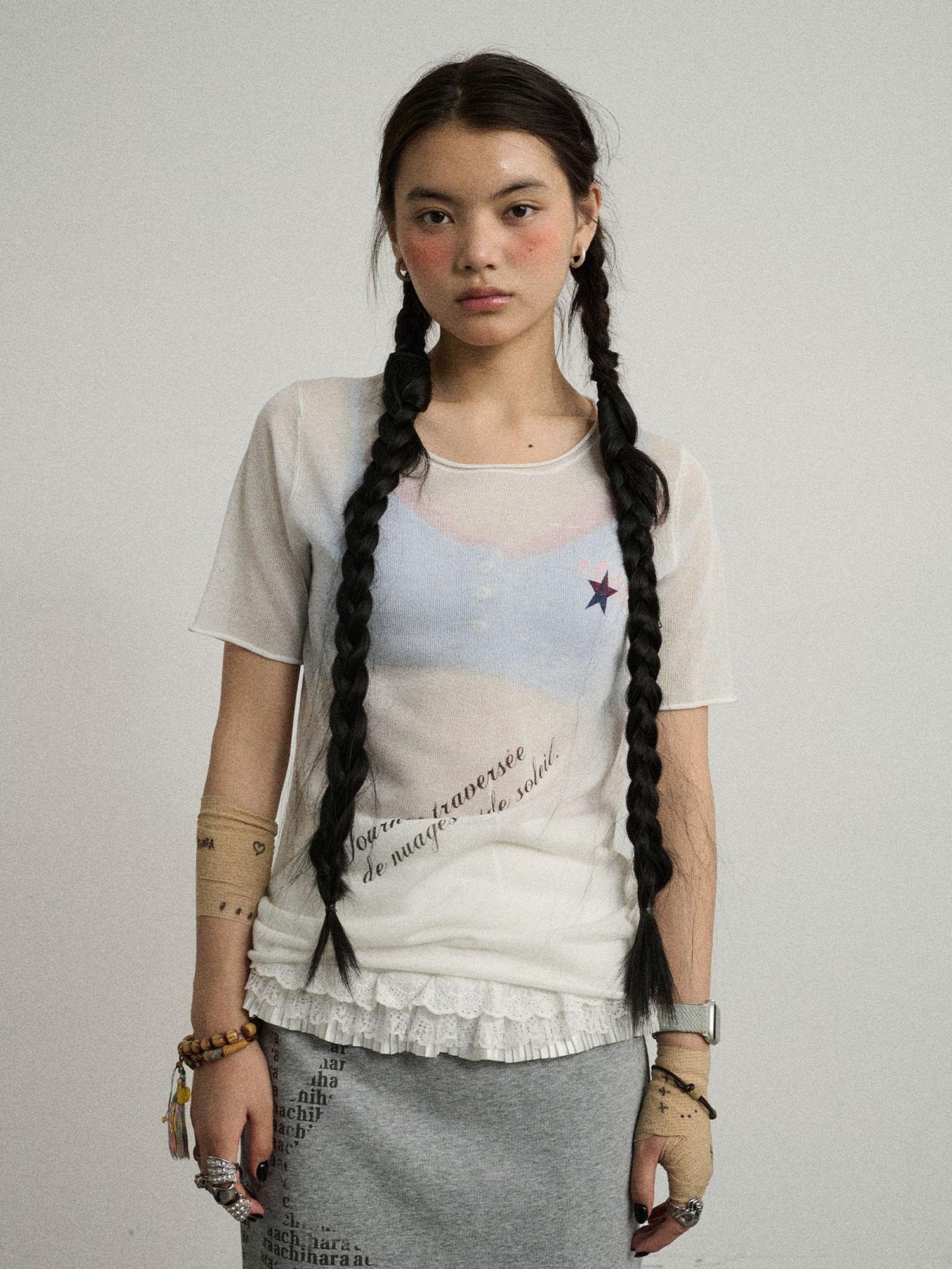 Achihara Sea Salt French Print Cropped Tee V-Neck T-Shirt Long-Sleeve