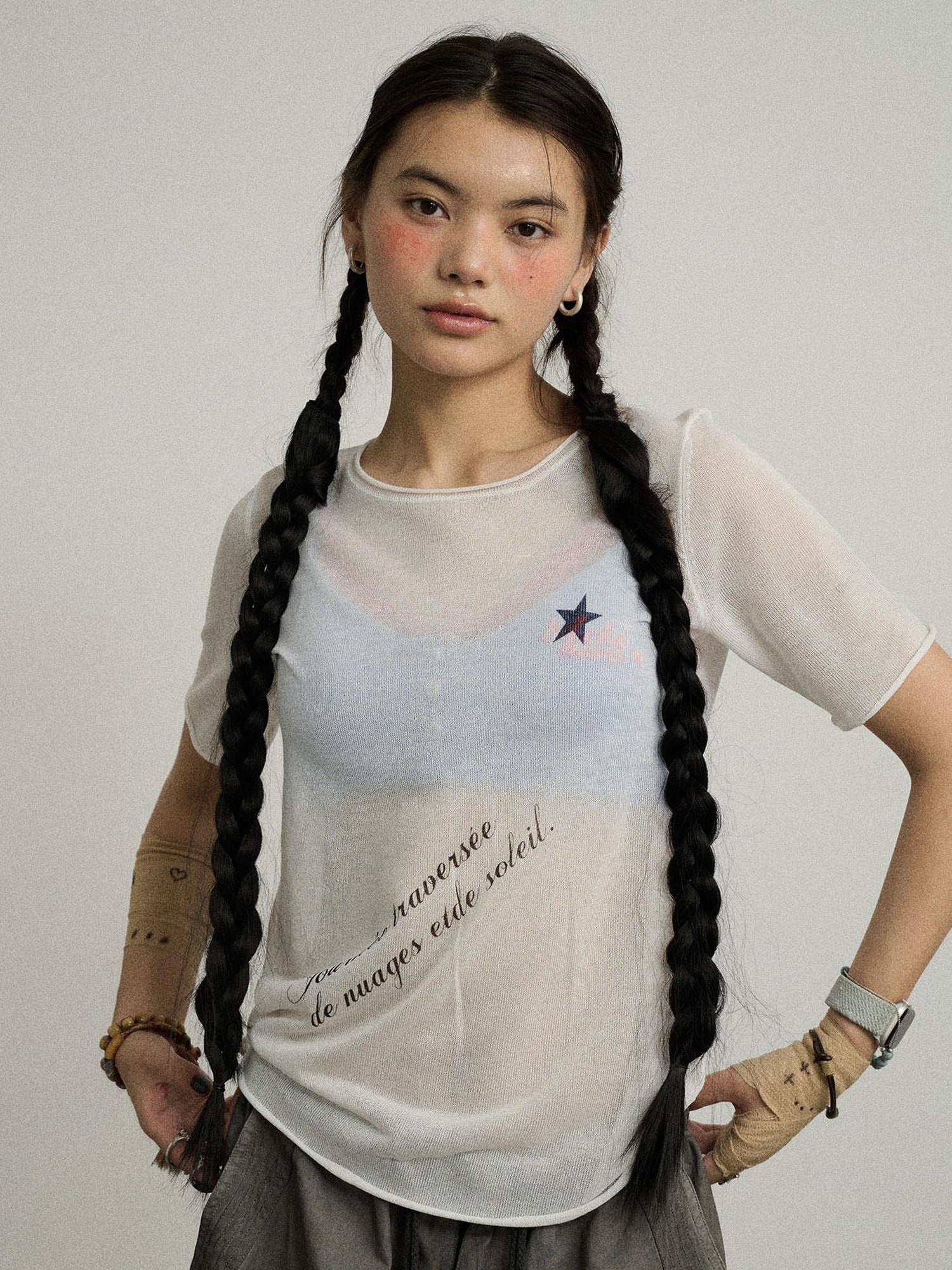 Achihara Sea Salt French Print Cropped Tee V-Neck T-Shirt Long-Sleeve