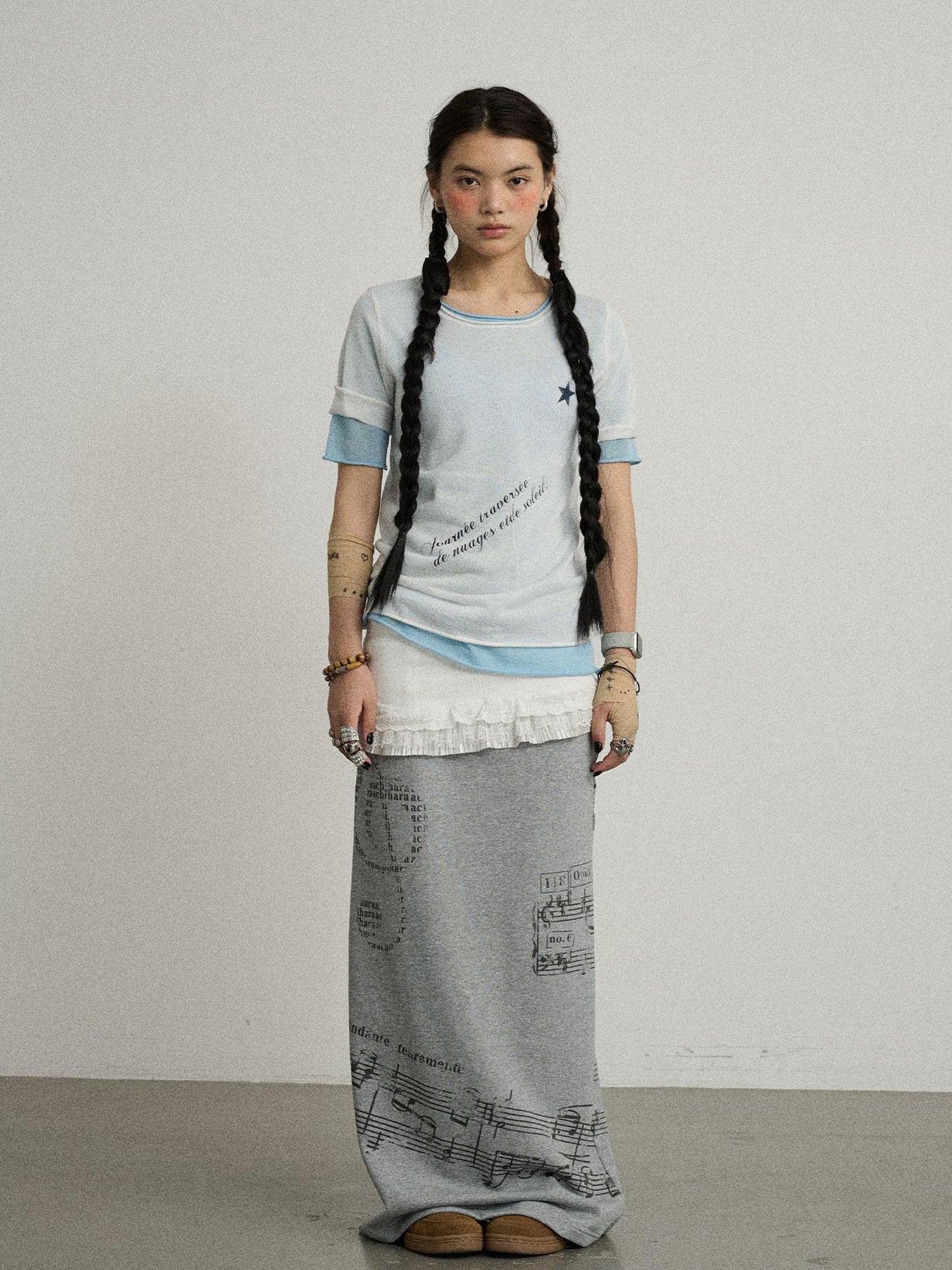 Achihara Sea Salt French Print Cropped Tee V-Neck T-Shirt Long-Sleeve