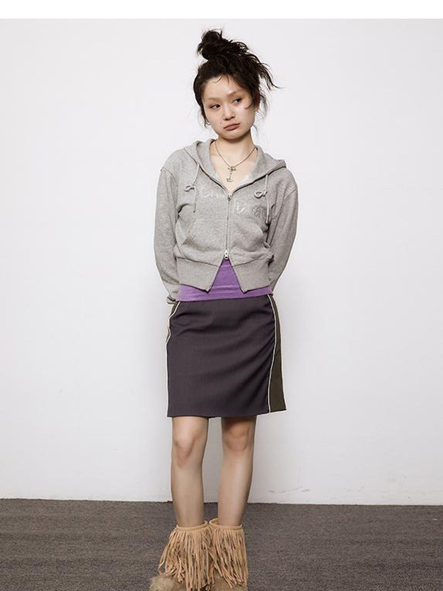 Achihara Short Heavy Hooded Sweater With Rhinestones