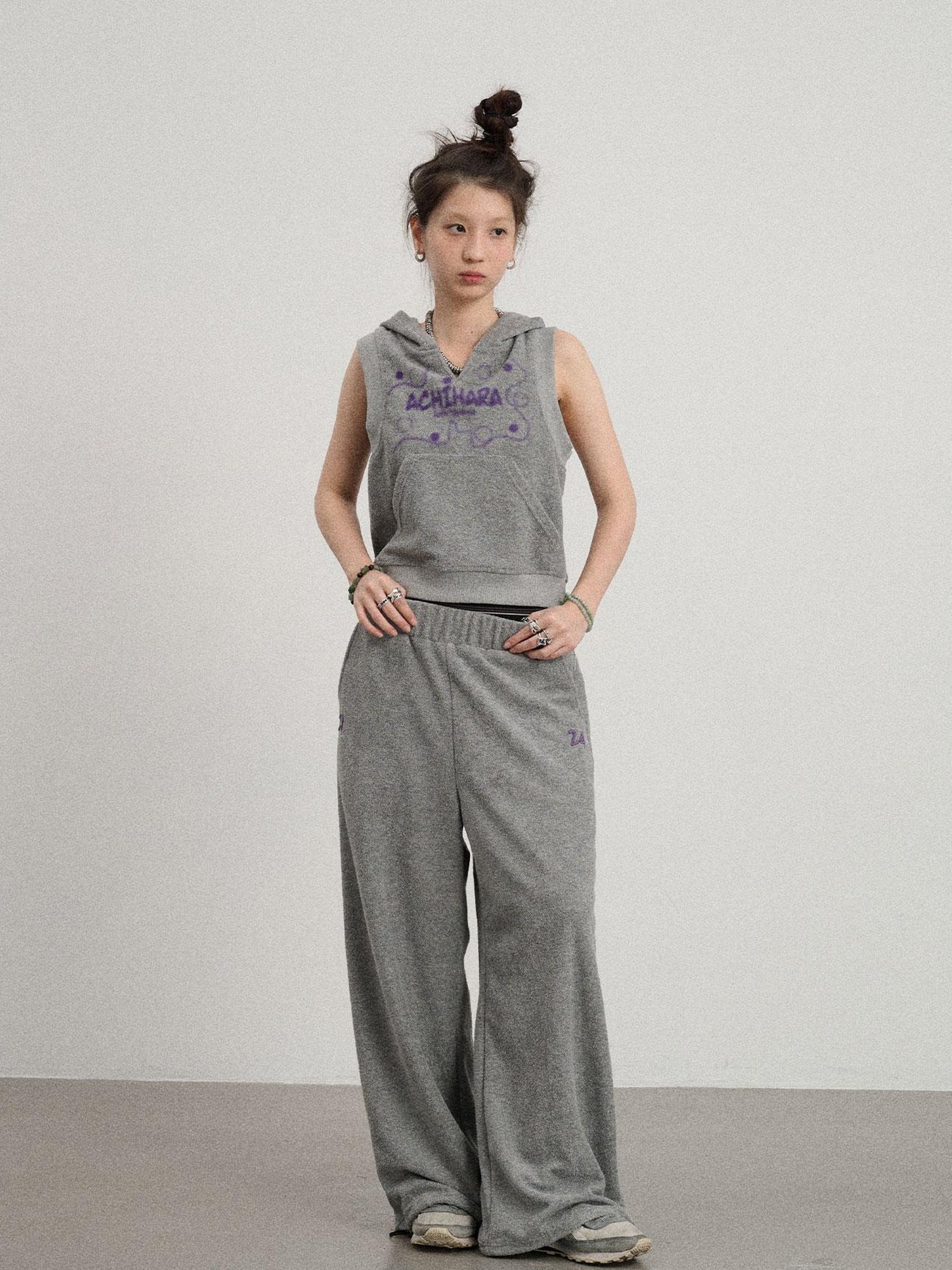 Achihara Sleepy Sheep V-Neck Hooded Vest