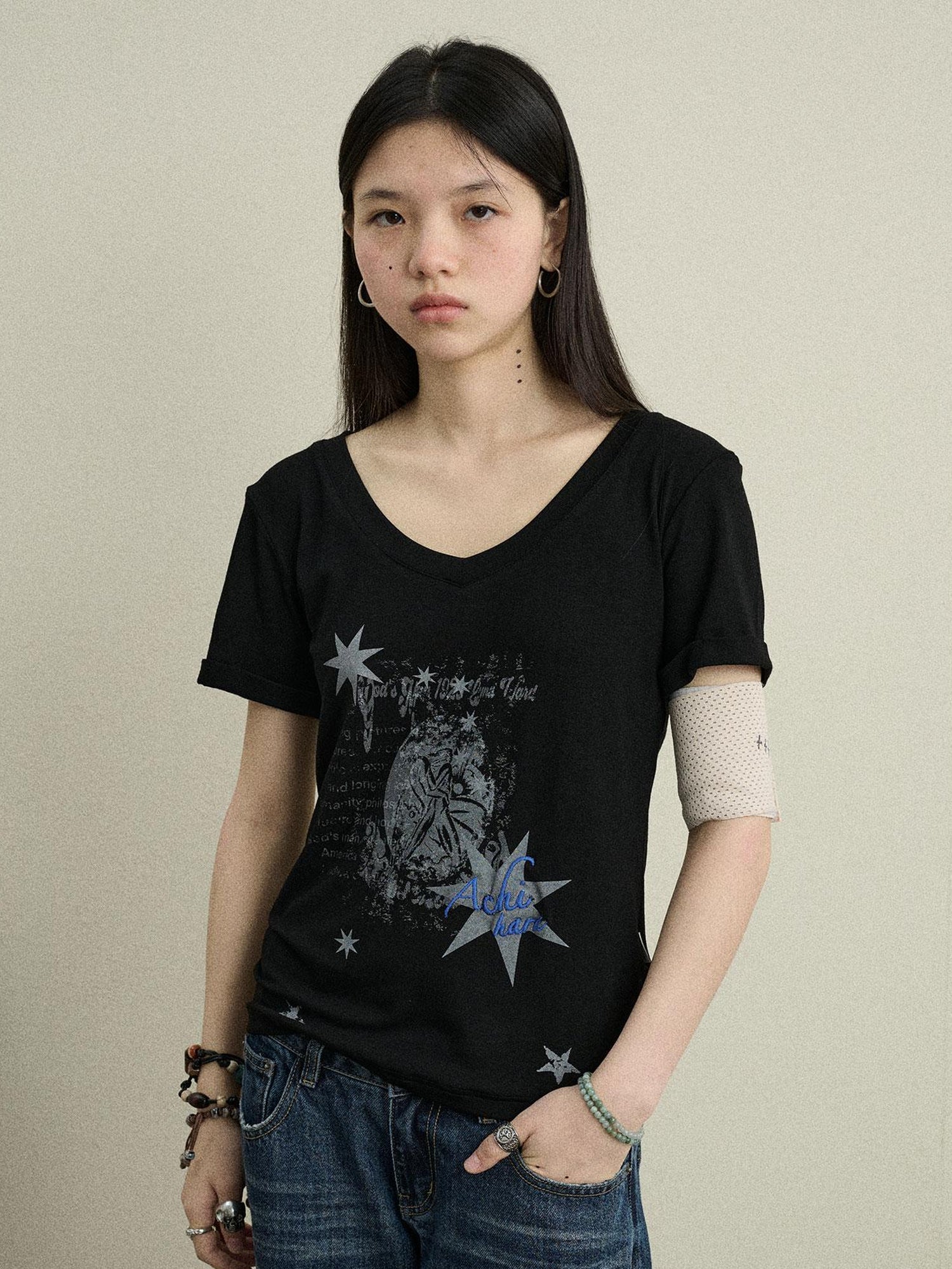 Achihara Sneezing Star 2.0 Tee V-Neck T-Shirt Long-Sleeve