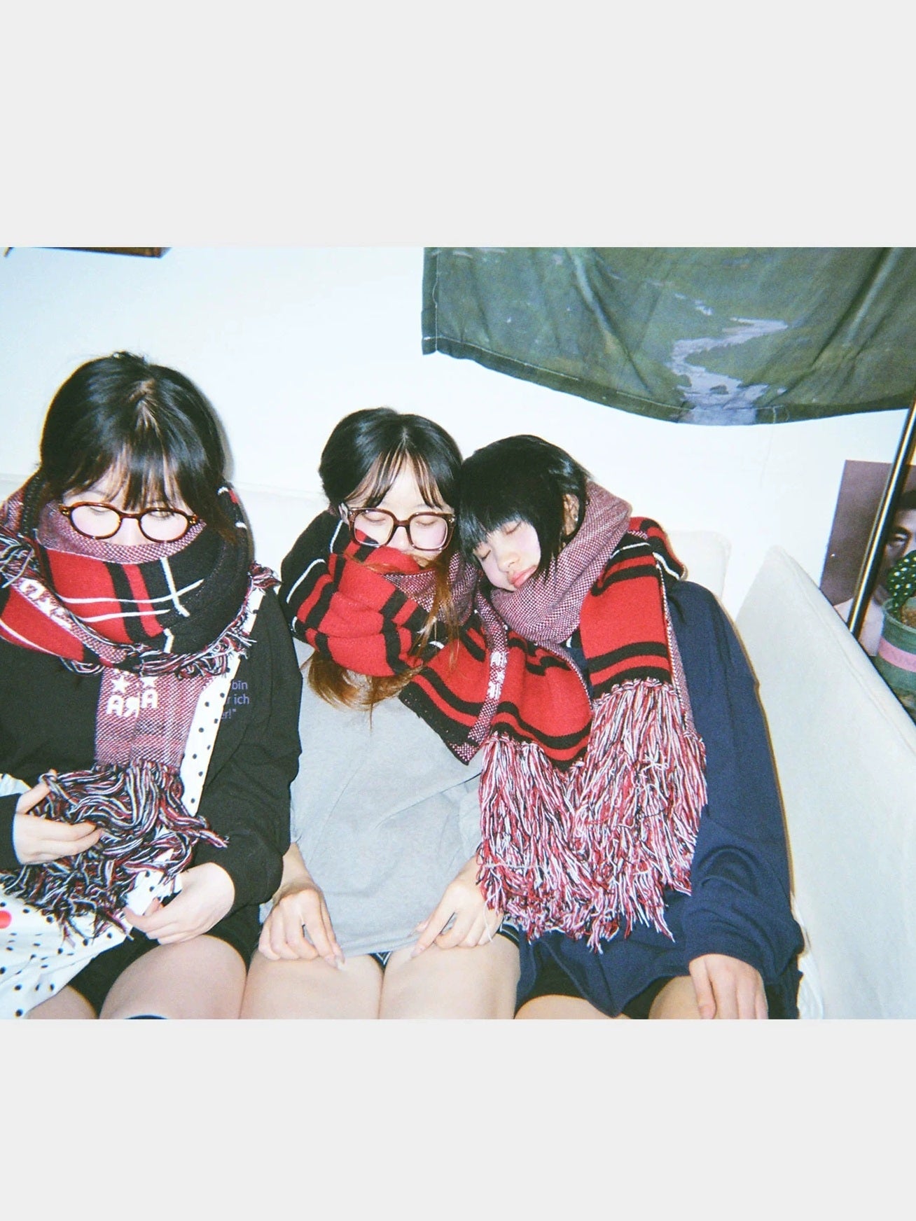 Achihara Soft Cozy Acrylic Korean Style Rectangular Unisex Red Black Plaid Scarf