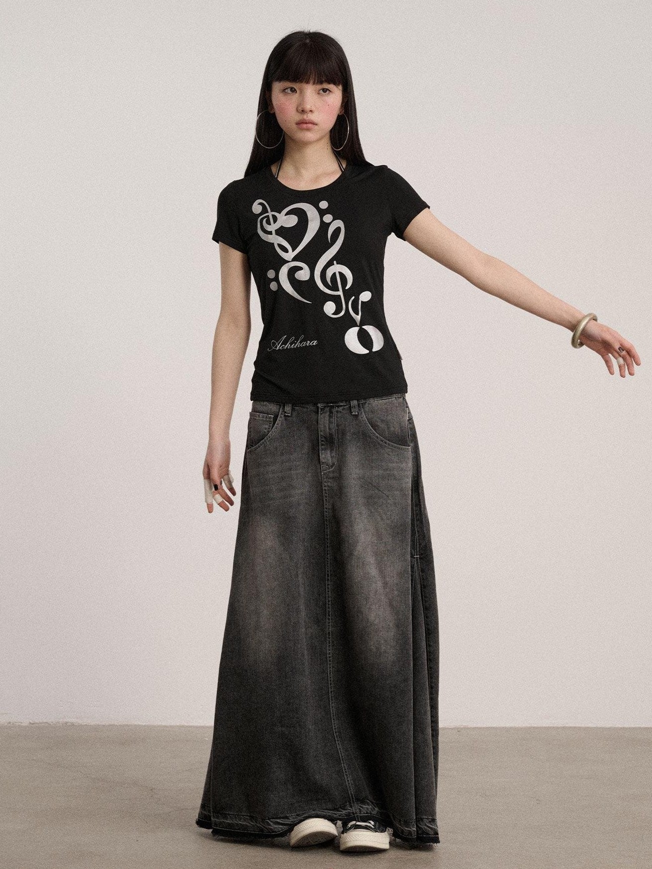 Achihara Soft Modal Slim Fit Crew Neck Office Women Black White Short Sleeve T-Shirts