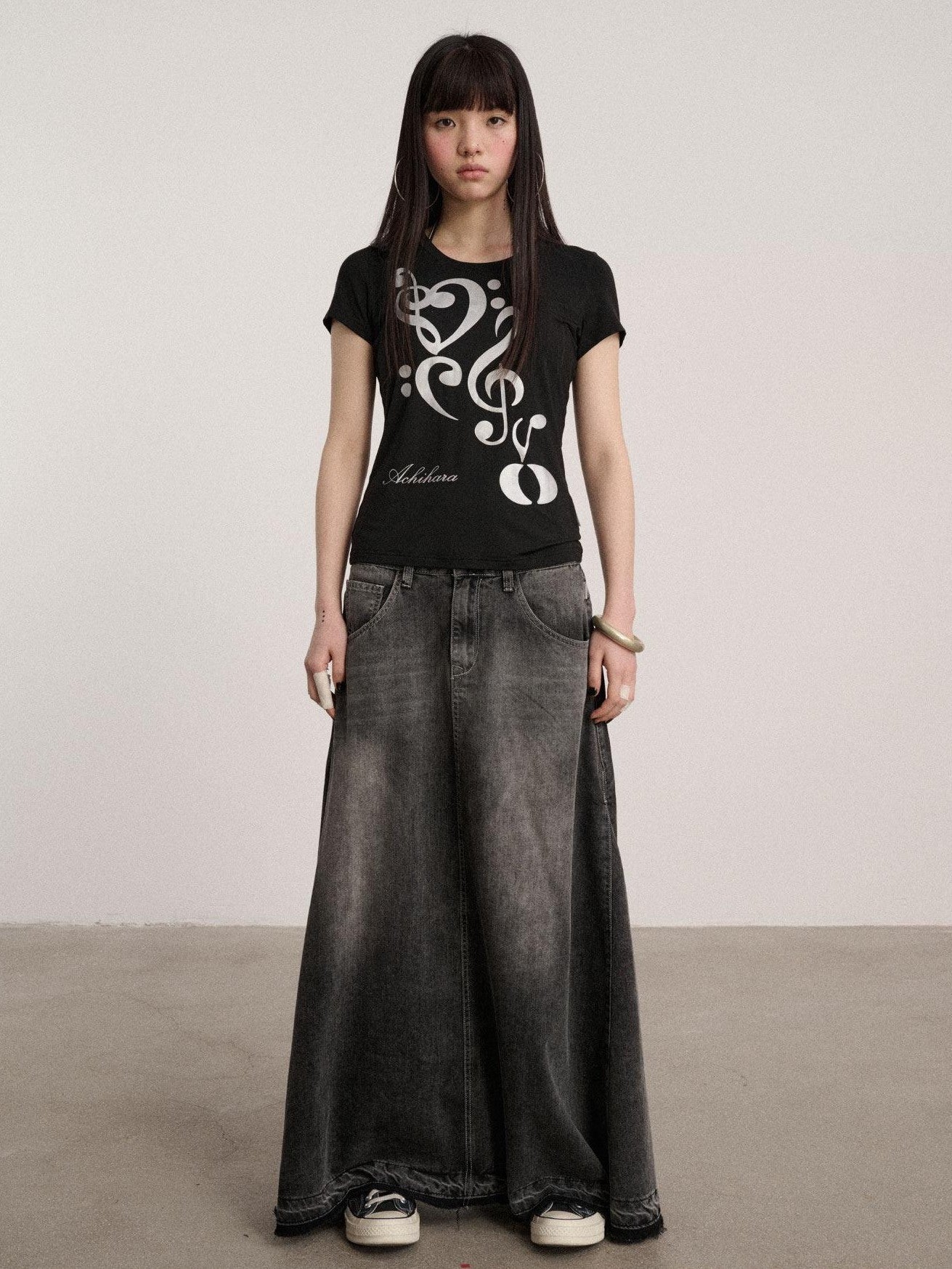 Achihara Soft Modal Slim Fit Crew Neck Office Women Black White Short Sleeve T-Shirts