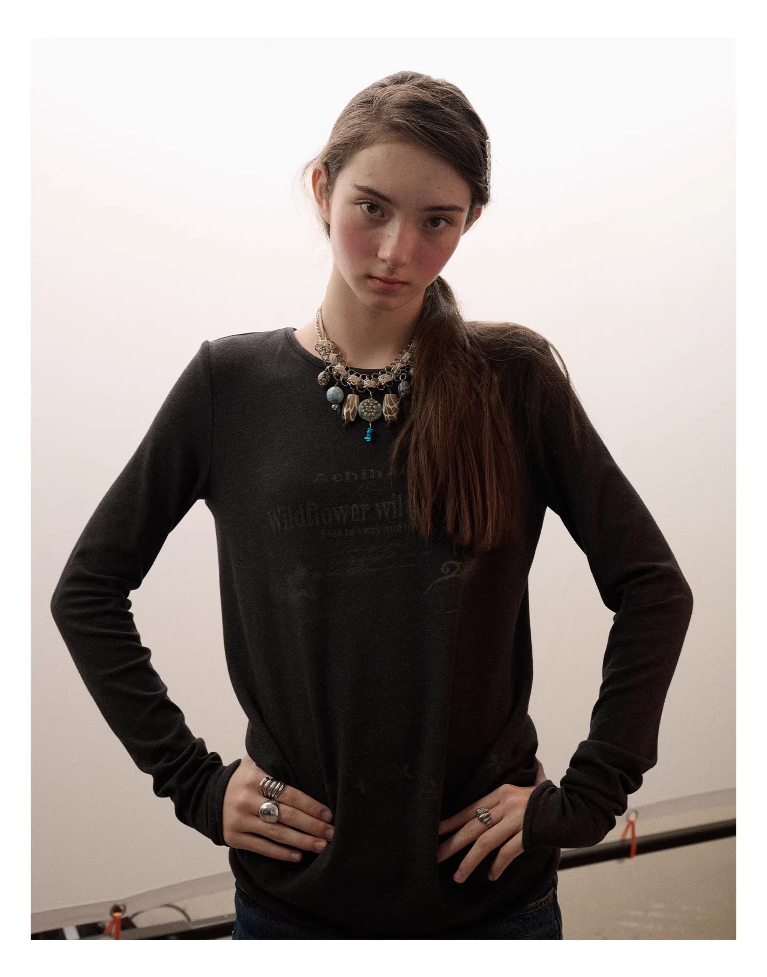 Achihara_Soft_Viscose_Long_Sleeve_Letter_Print_Commuter_Slim_Fit_Women_Round_Neck_T-Shirt_MISSTT