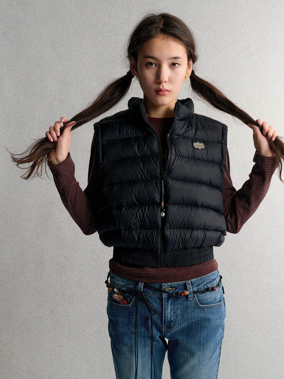 Achihara_Solid_Zip_Front_Slim_Fit_Nylon_Women&