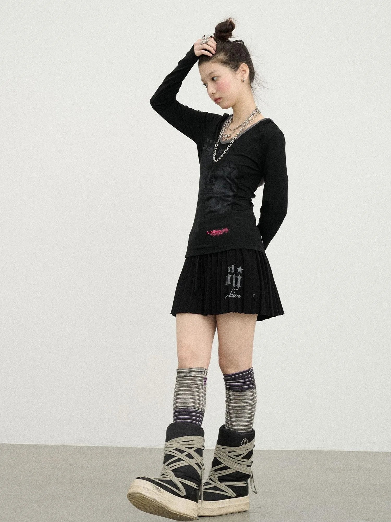Starry Rain Hooded Tee V-Neck T-Shirt Long-Sleeve