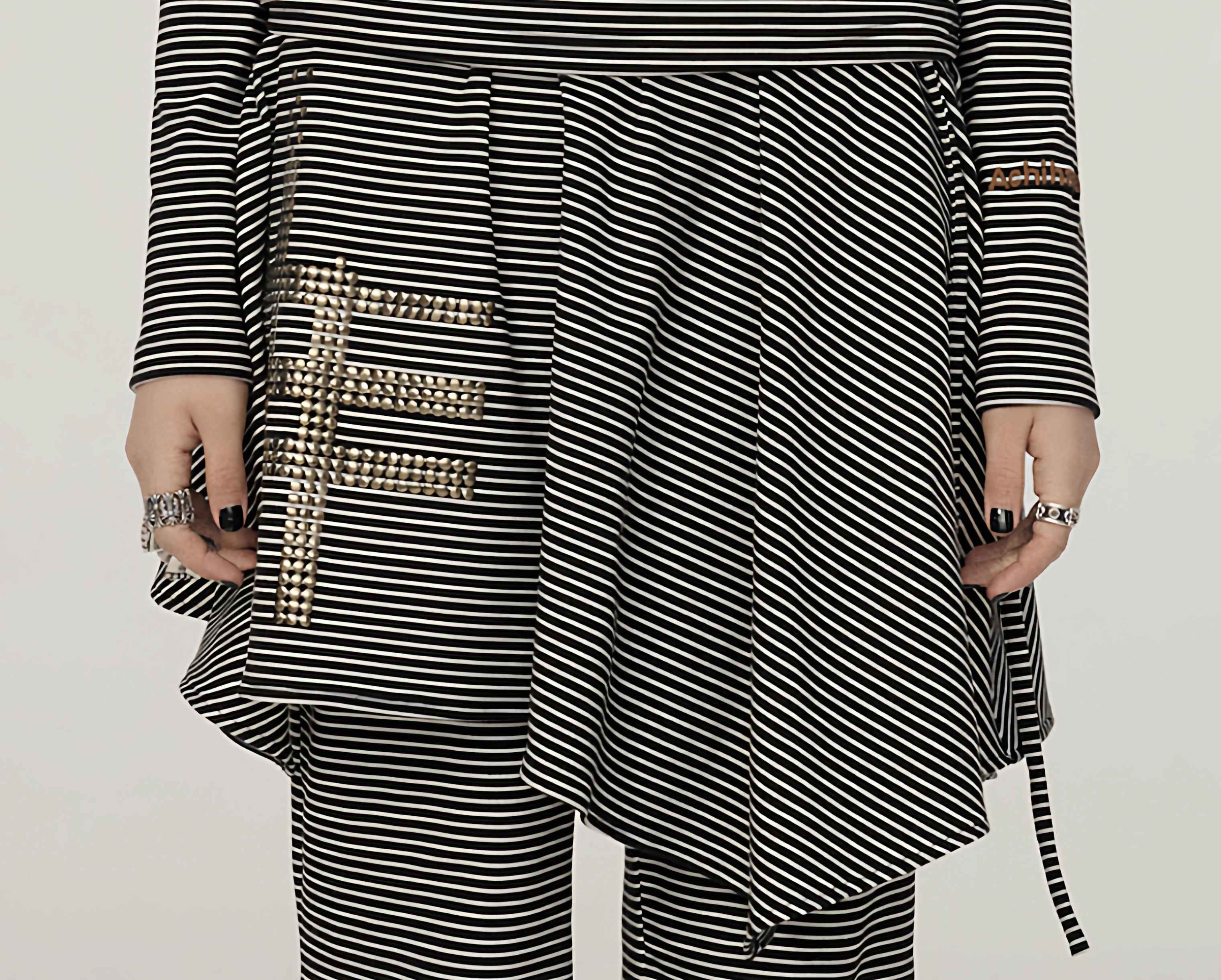 Achihara_Stretch_Office_Straight_Leg_Slit_Hem_Women_Black_White_Striped_Pants_MISSTT