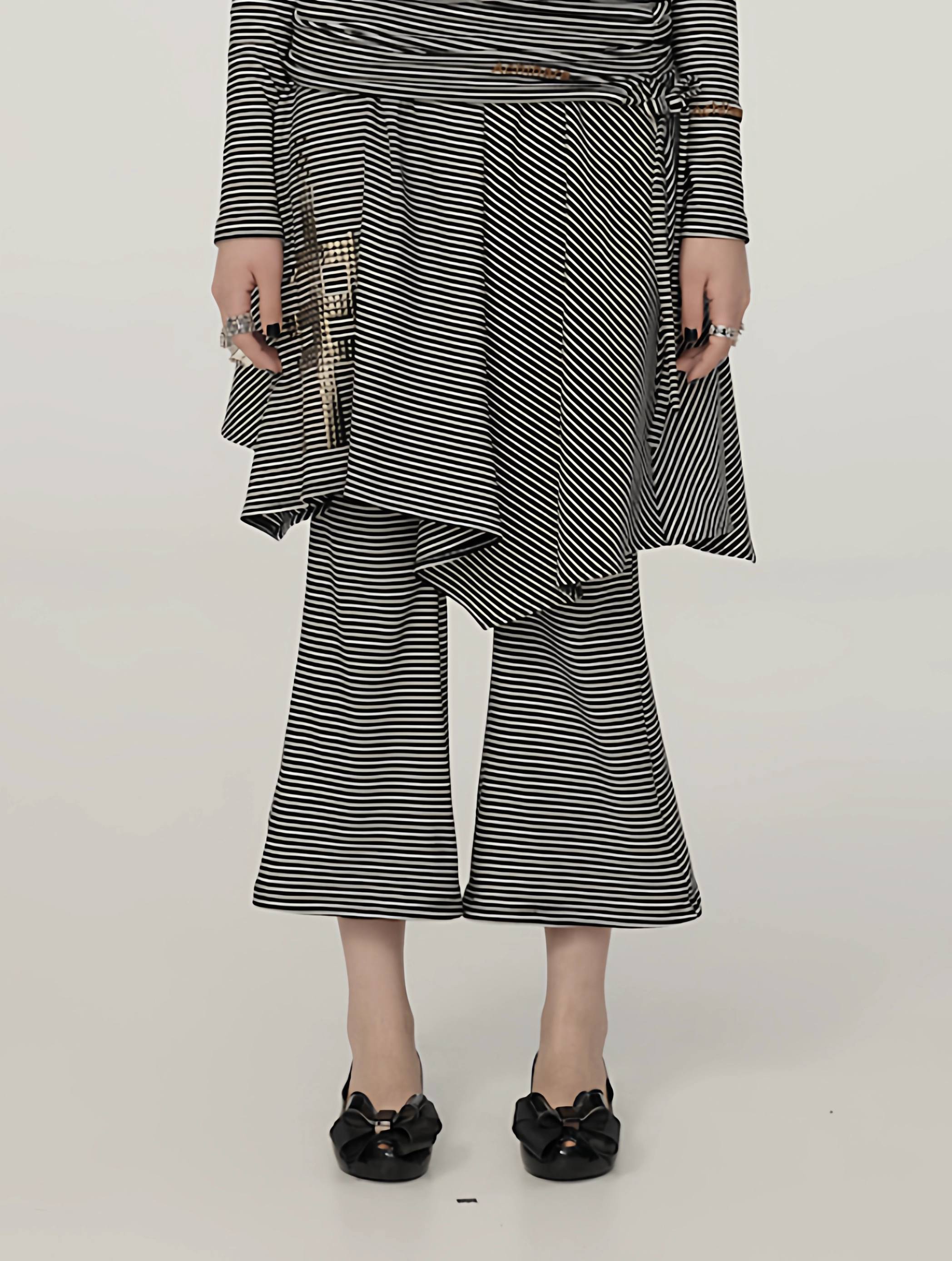 Achihara_Stretch_Office_Straight_Leg_Slit_Hem_Women_Black_White_Striped_Pants_MISSTT