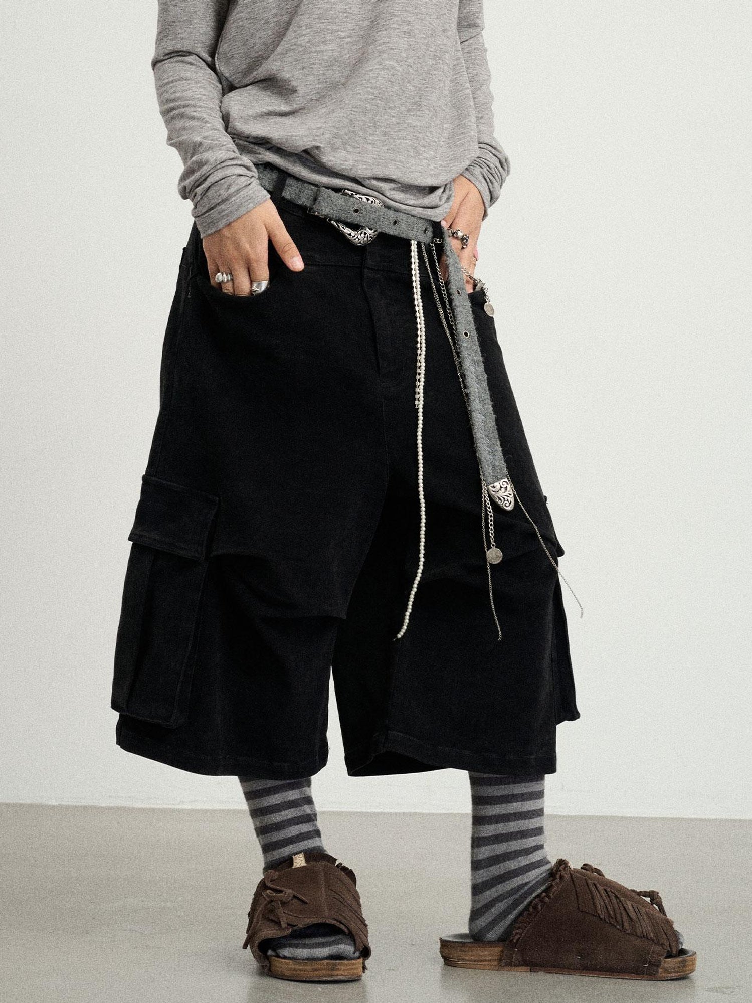 Achihara Stretch Washed Cotton Cargo Capri Pants