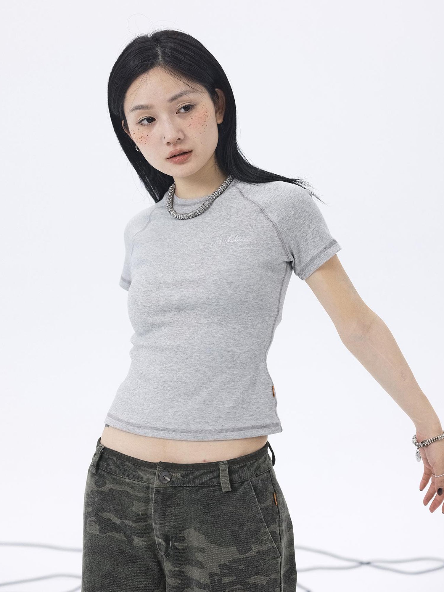 Achihara Summer Essential Slim Fit Cotton Tee