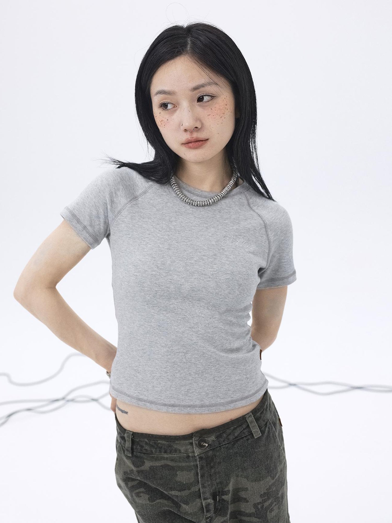 Achihara Summer Essential Slim Fit Cotton Tee