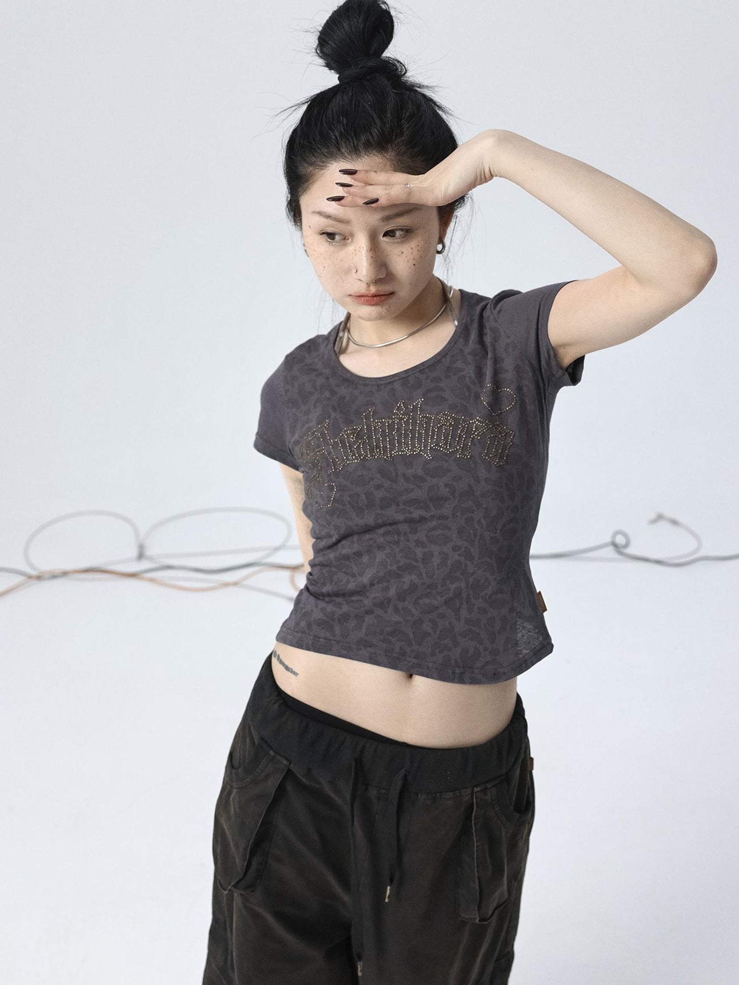 Achihara Summer Love Storm Wave Hem Tee