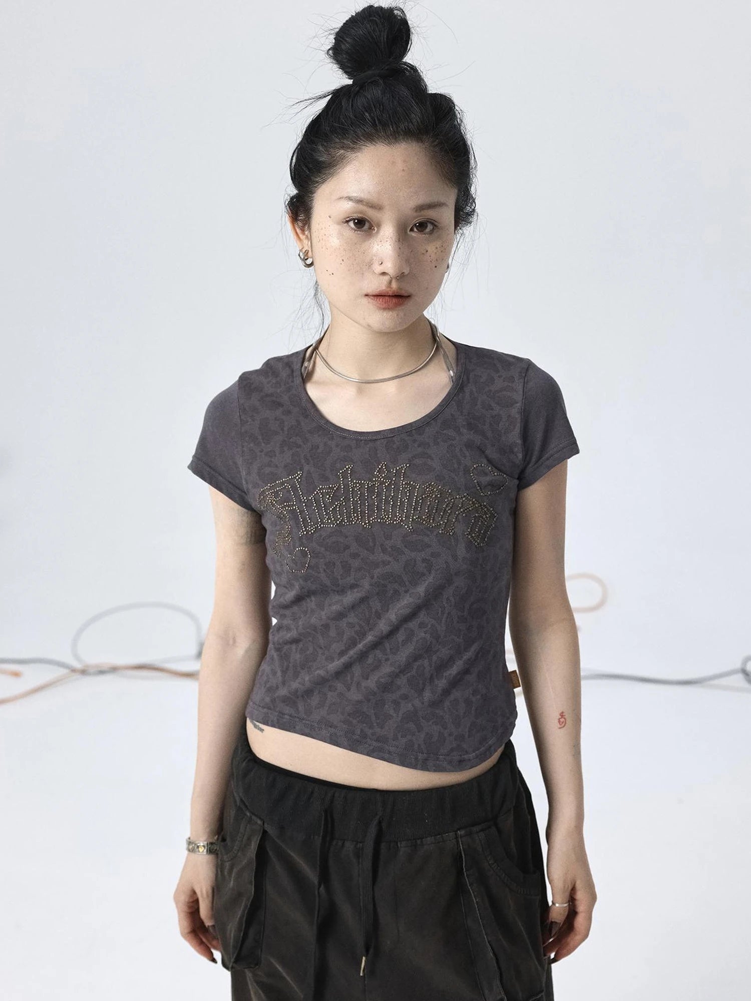 Summer Love Storm Wave Hem Tee