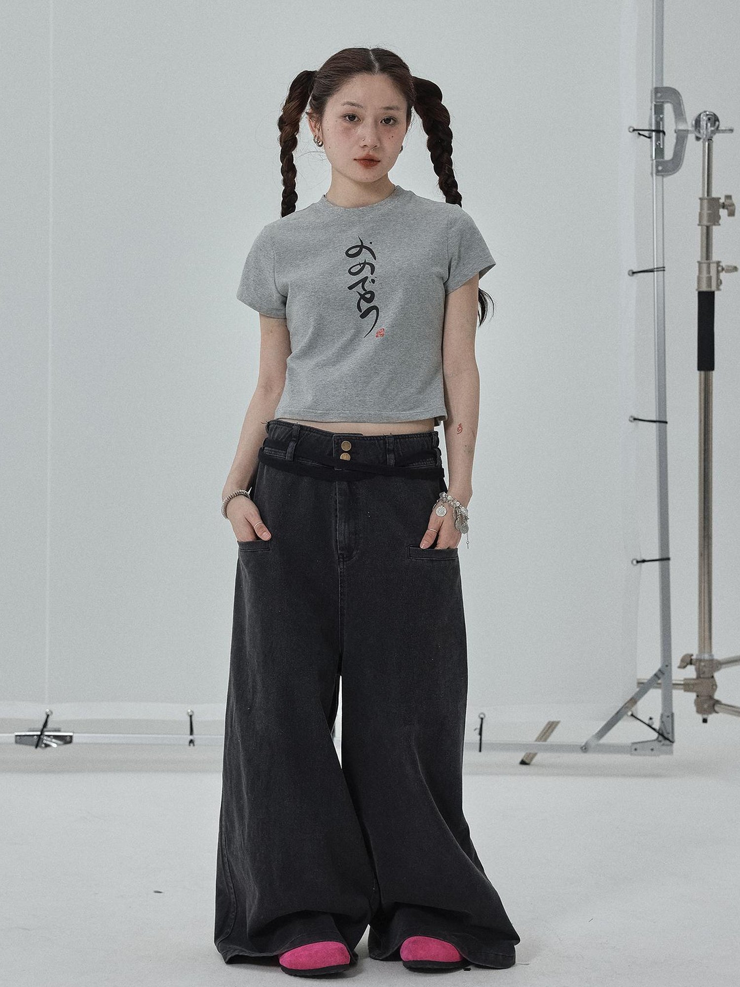 Achihara Summer Slim Fit Tee With Calligraphy Blessing
