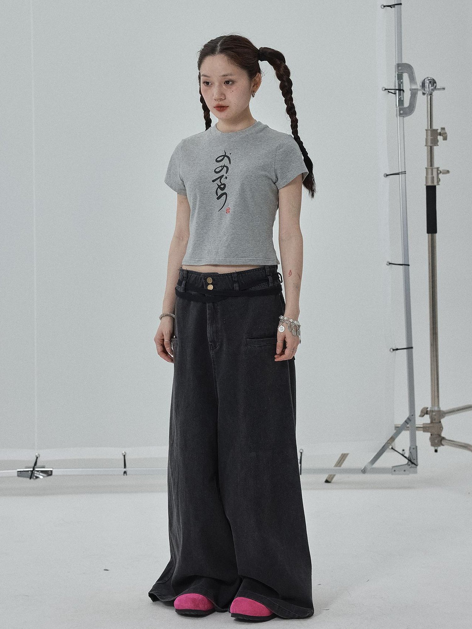 Achihara Summer Slim Fit Tee With Calligraphy Blessing