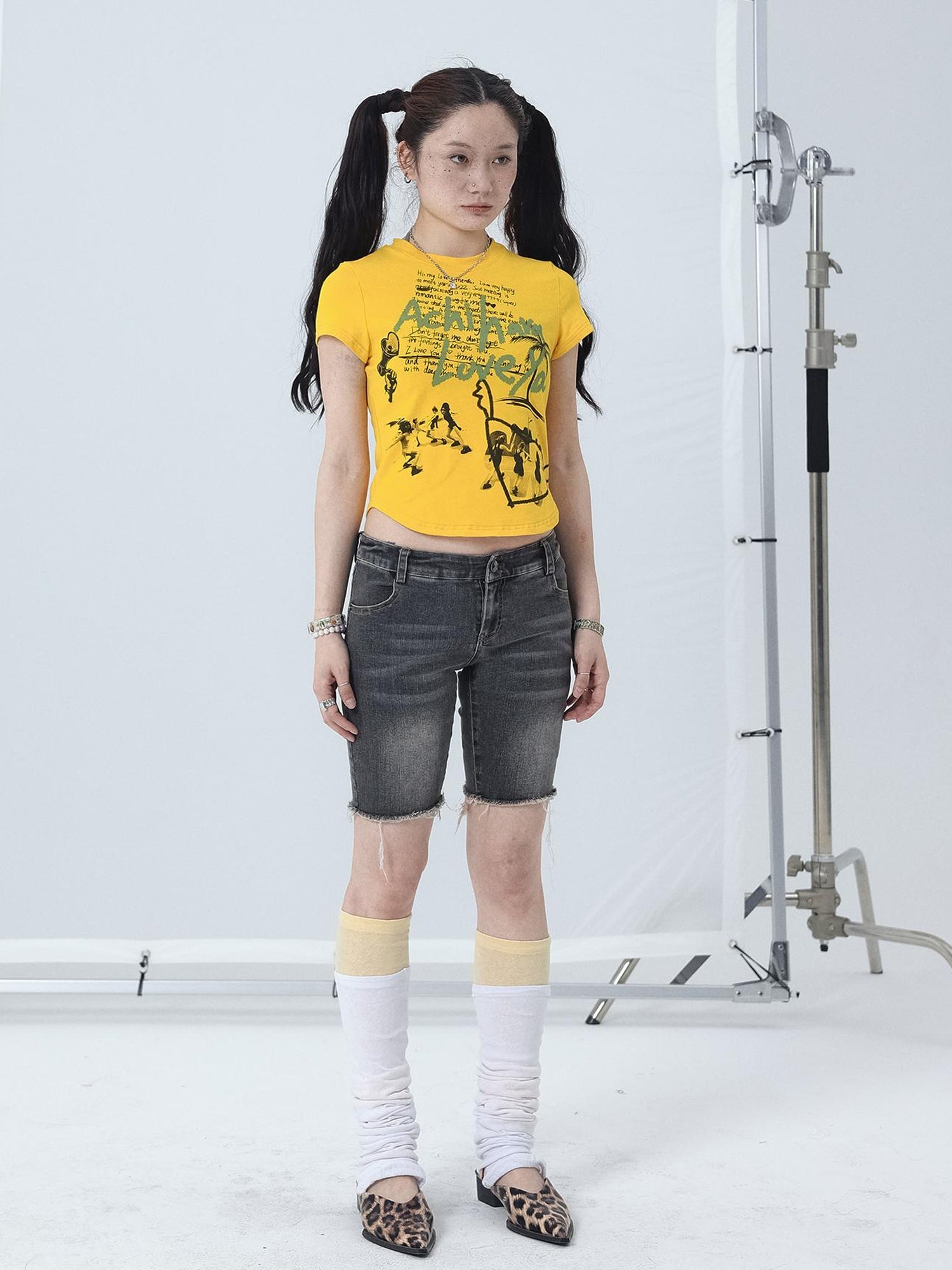 Achihara Sweet Spice Summer Print Crop Tee