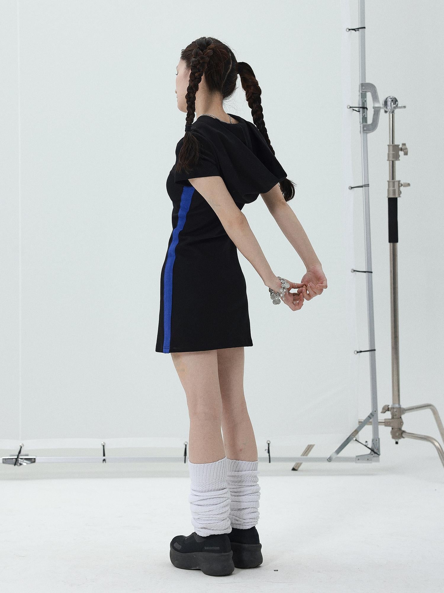 Achihara T-shirt Dress with Hood V-neck Slim Fit Black
