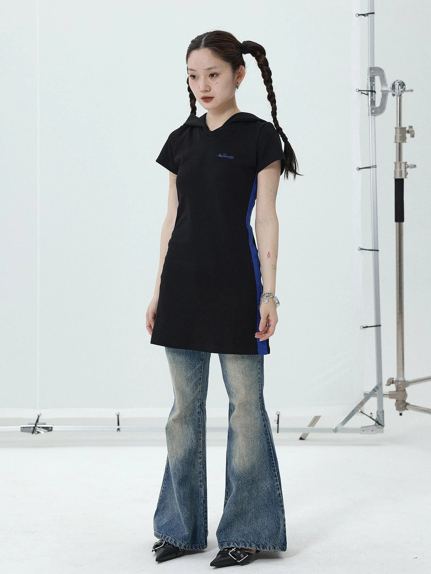 T-shirt Dress with Hood V-neck Slim Fit Black