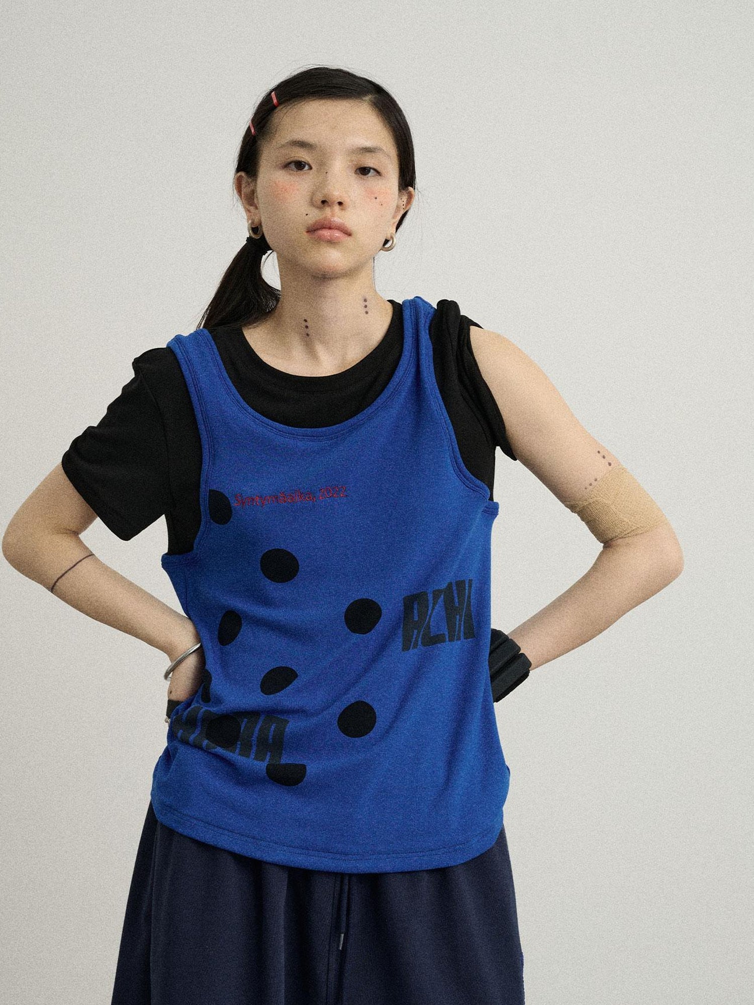 Achihara Tide Dot Mock Layered Knit Tee