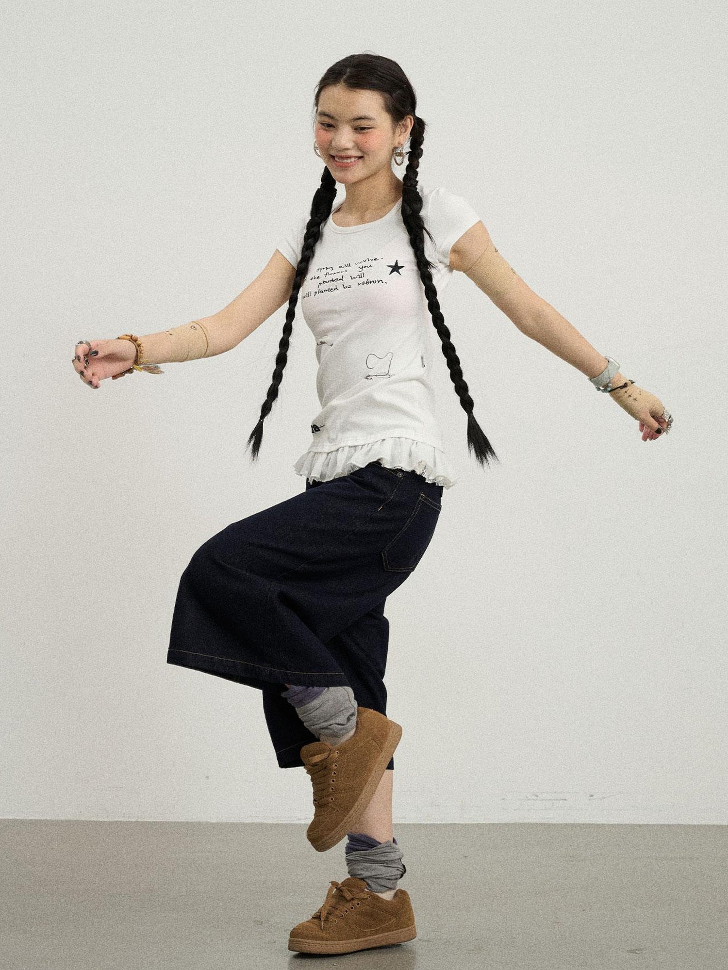 Achihara Time Bandage Floral Trim Tee