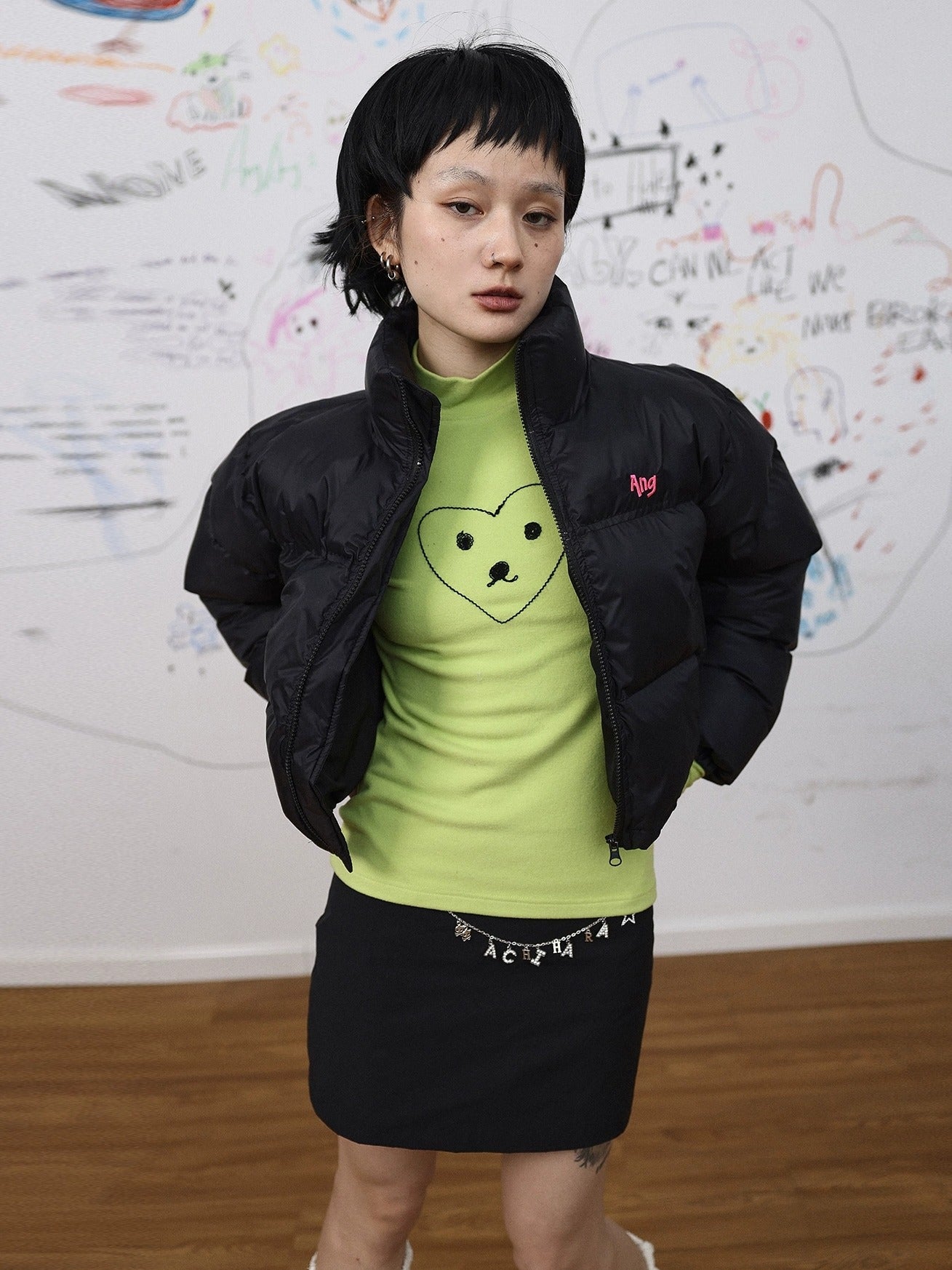 Achihara Ultra Warm Slim Fit Cropped Stand Collar Commuter Carbon Black Puffer Jacket