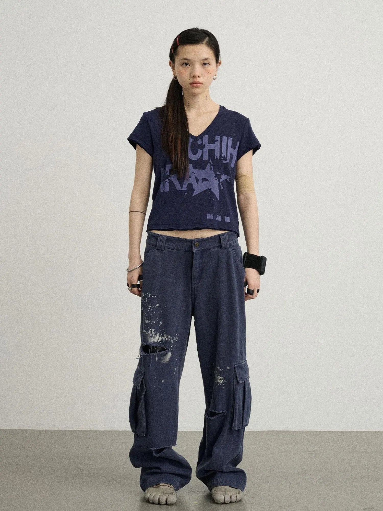 V-Neck Frayed Hem Cotton Tee With Melted Fruit Print