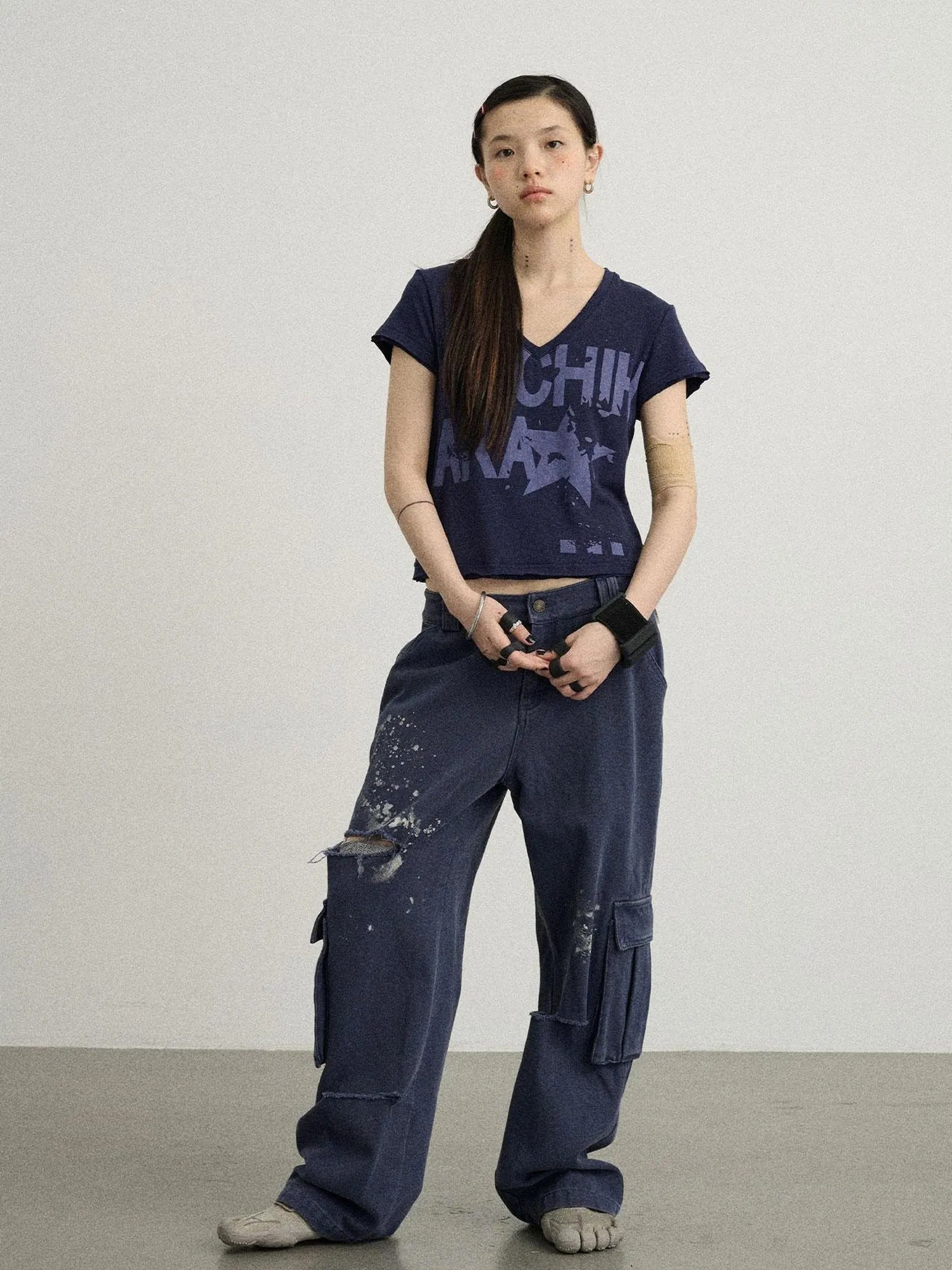 V-Neck Frayed Hem Cotton Tee With Melted Fruit Print