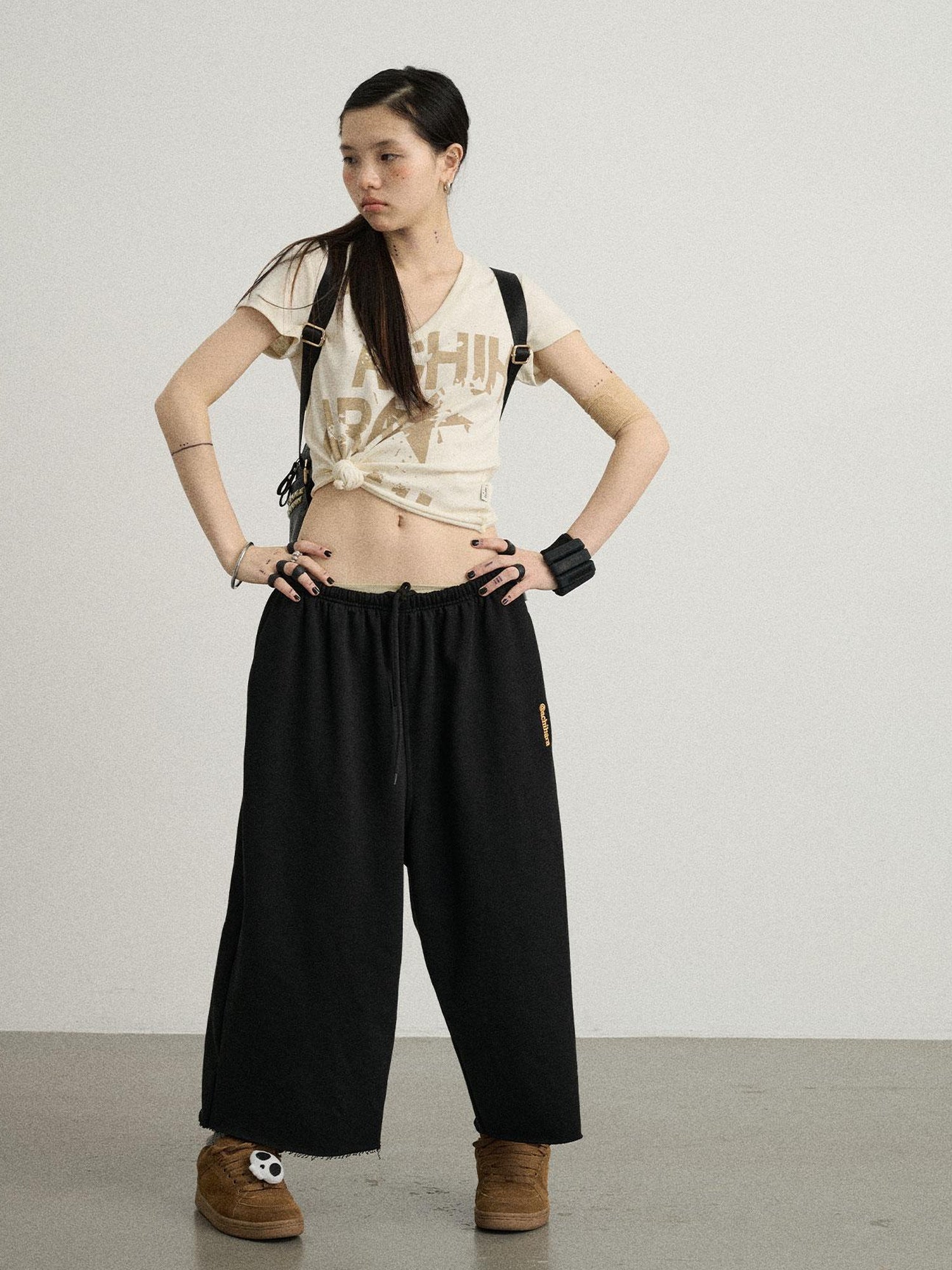 Achihara V-Neck Frayed Hem Cotton Tee With Melted Fruit Print