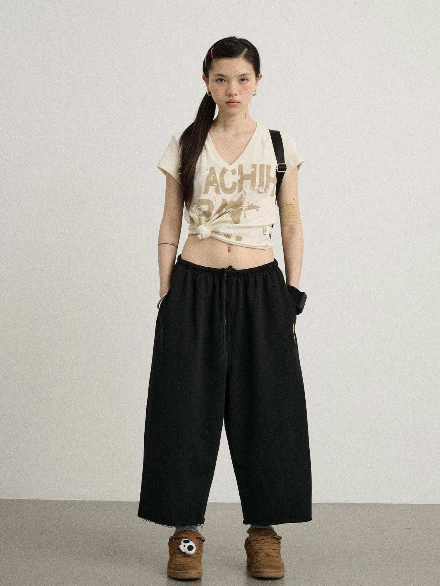 V-Neck Frayed Hem Cotton Tee With Melted Fruit Print