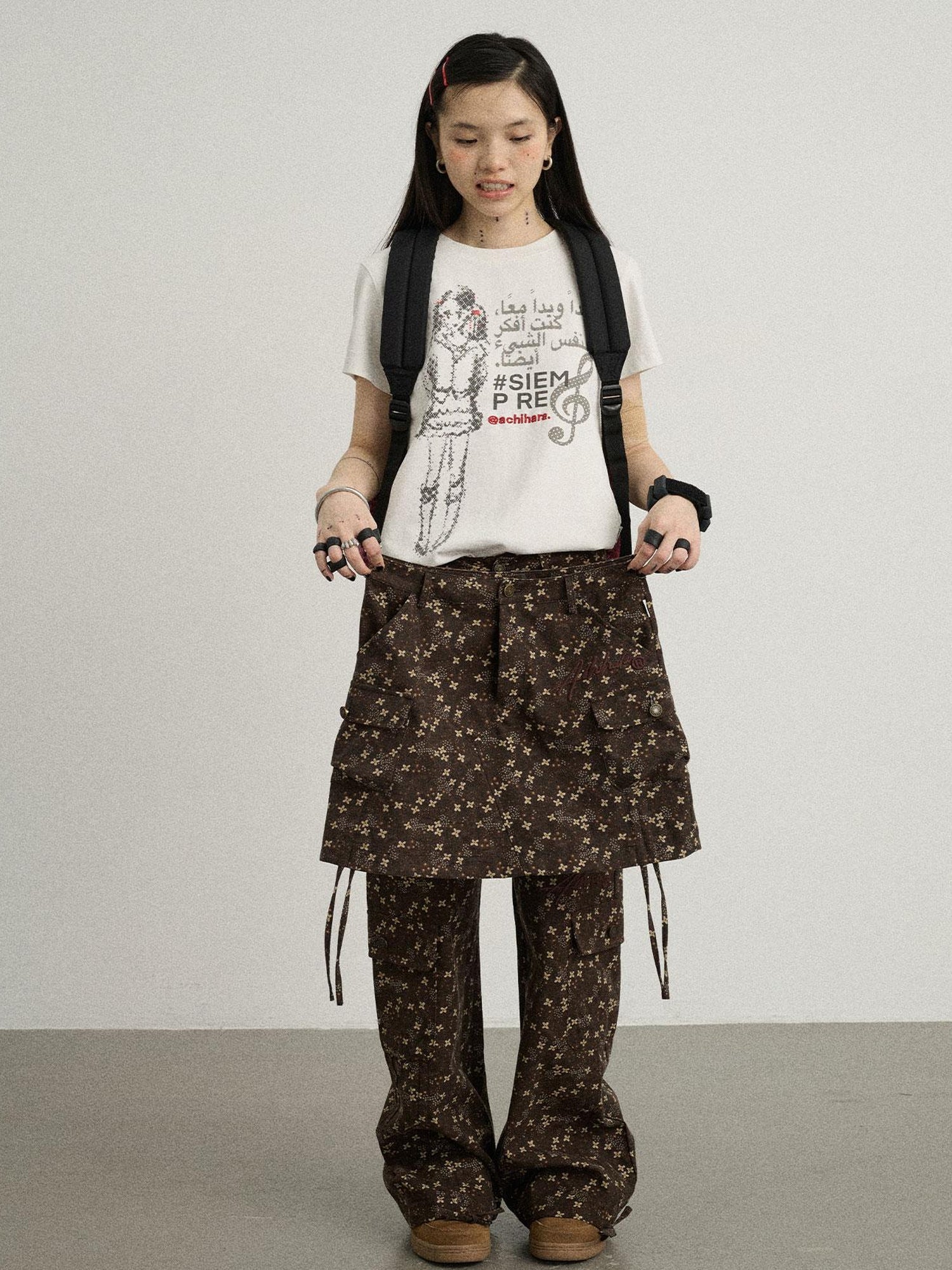 Achihara Vintage Music Radio Tee