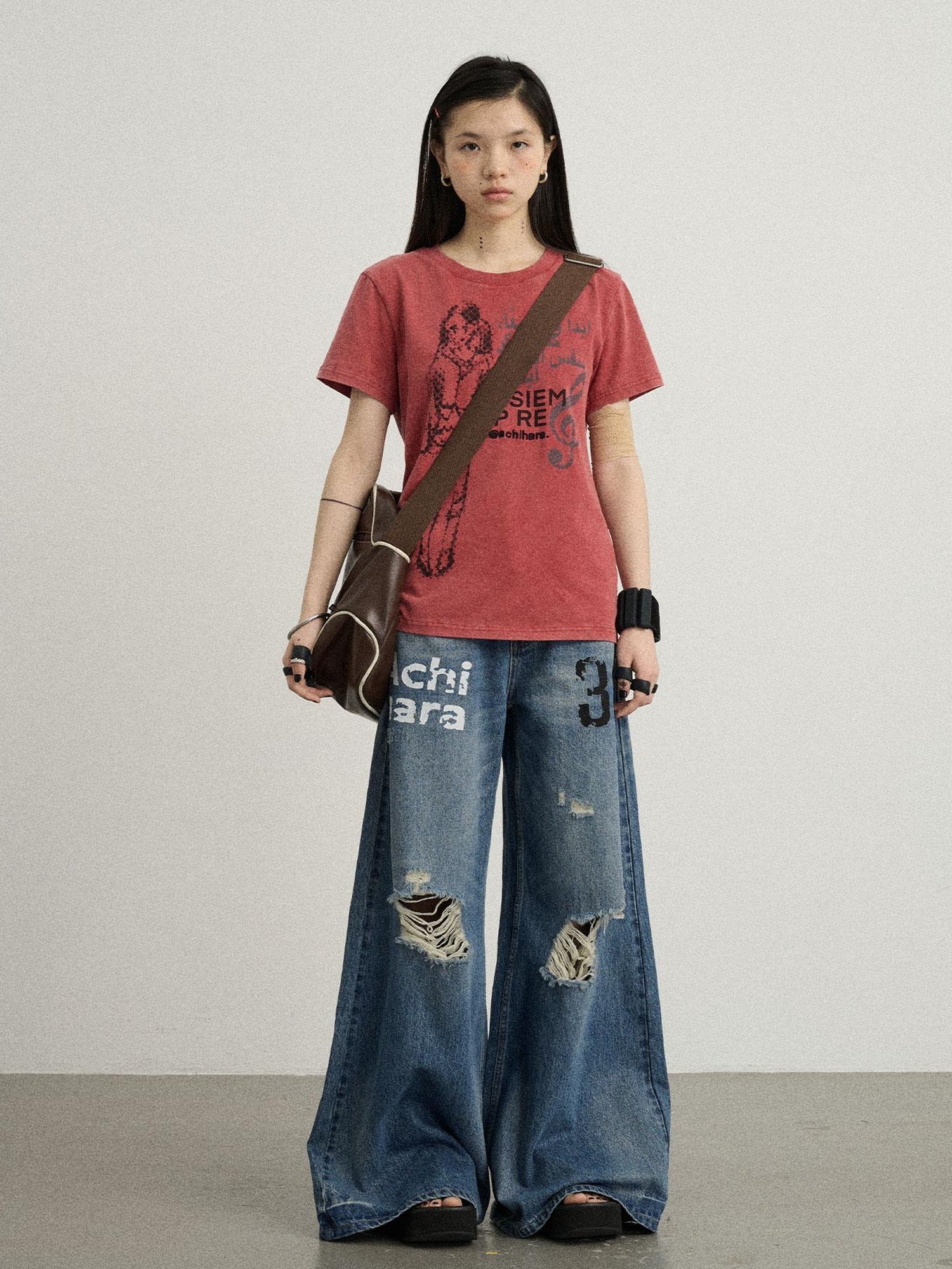 Achihara Vintage Music Radio Tee