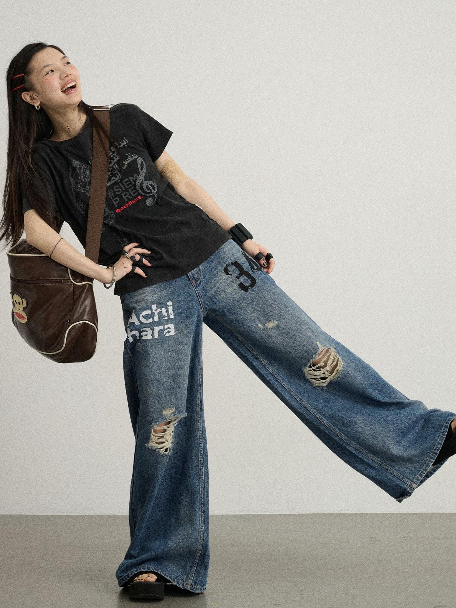 Achihara Vintage Washed Wide Leg Jeans With Distressed Details