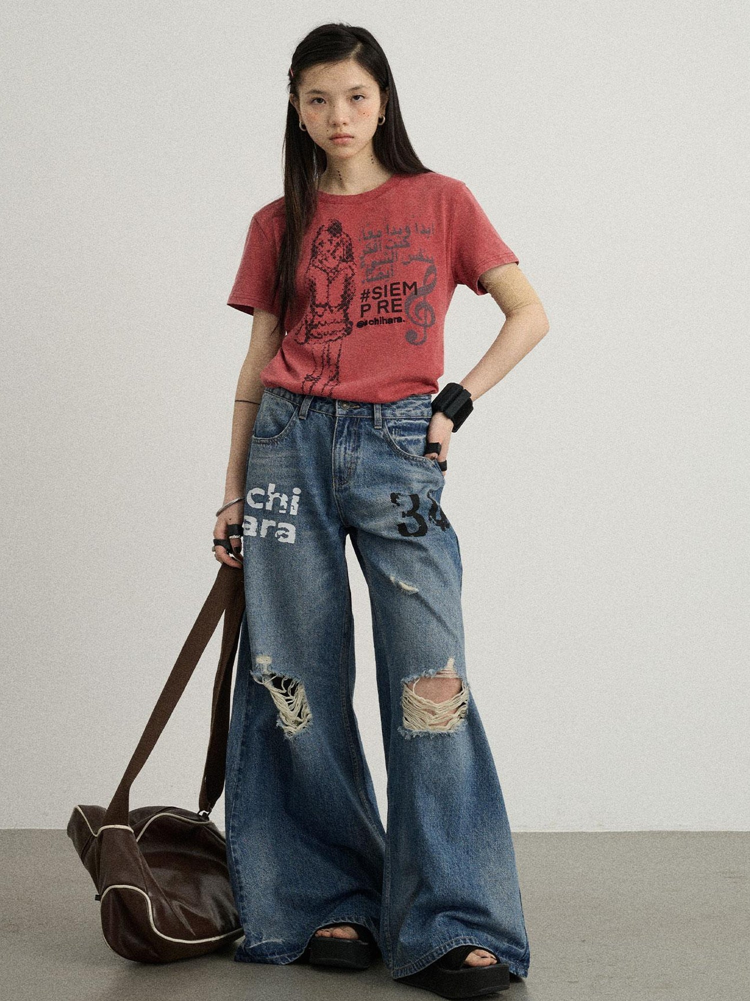 Achihara Vintage Washed Wide Leg Jeans With Distressed Details