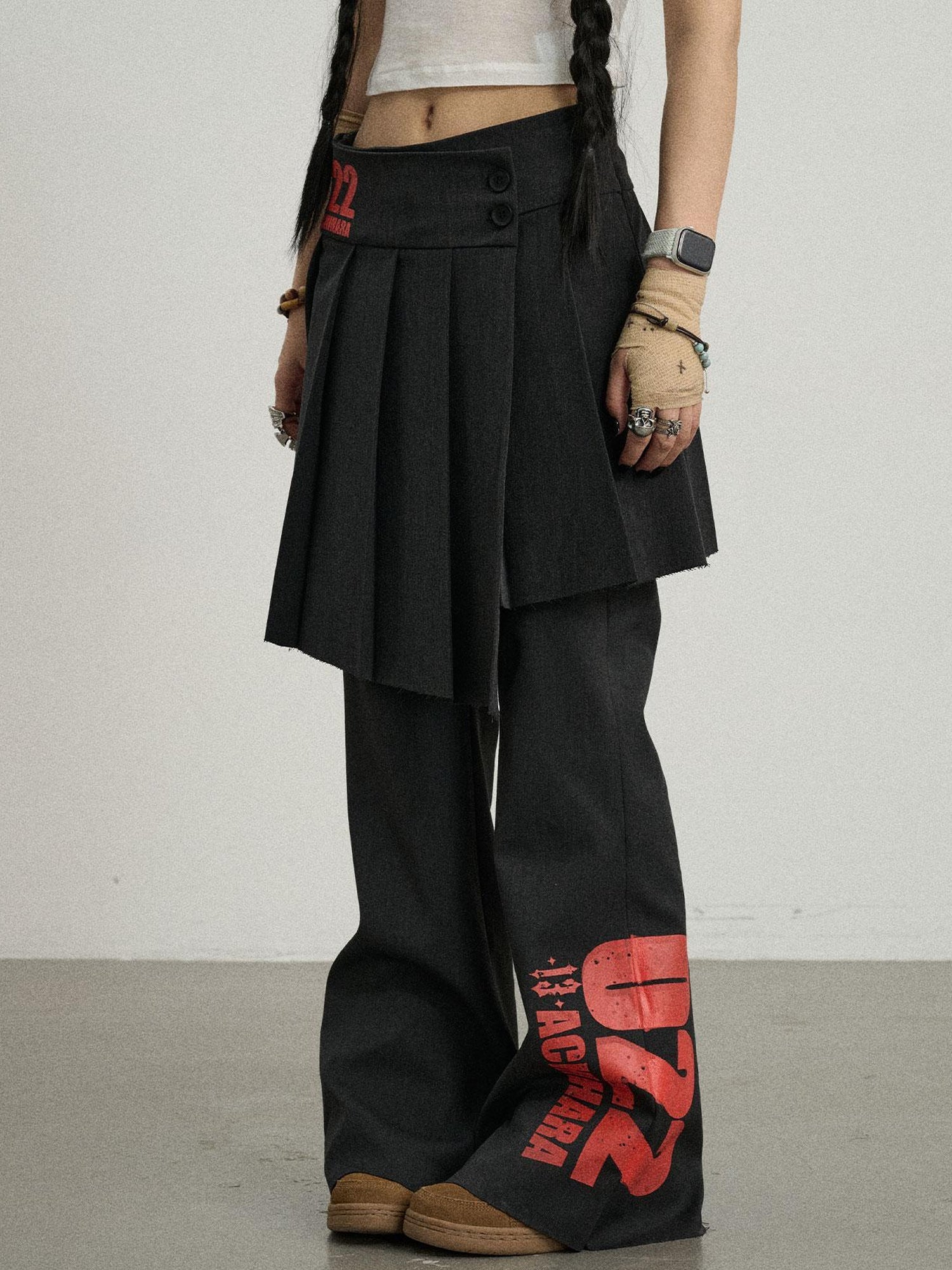 Achihara Volcanic Sculpture Pleated Skirt