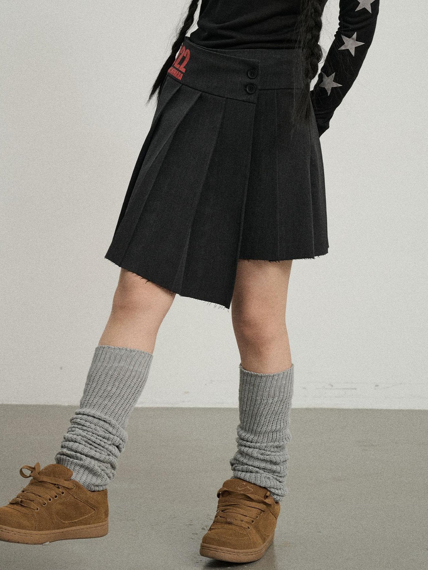 Achihara Volcanic Sculpture Pleated Skirt