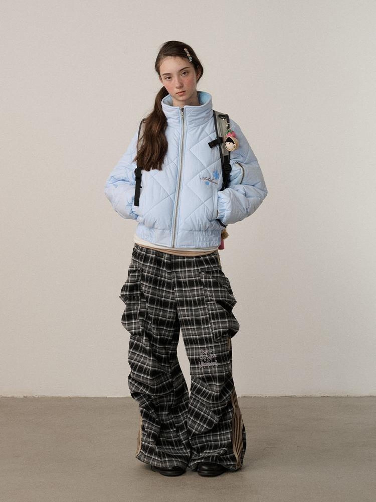 Achihara Warm Straight Fit Stand Collar Zip Commuter Women Solid Puffer Jacket