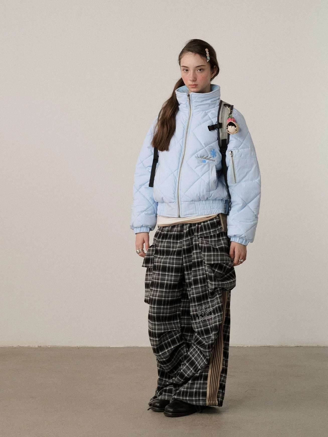 Achihara Warm Straight Fit Stand Collar Zip Commuter Women Solid Puffer Jacket