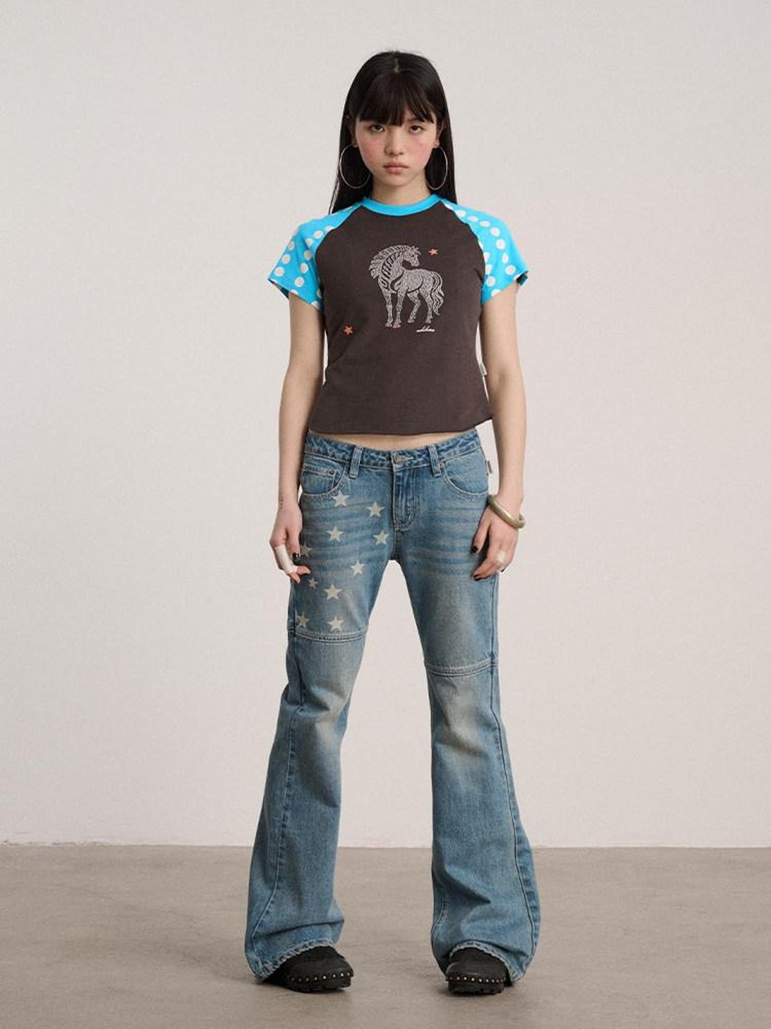 Achihara Washed Blue Star Detail Natural Waist Non Stretch Women Denim Straight Jeans