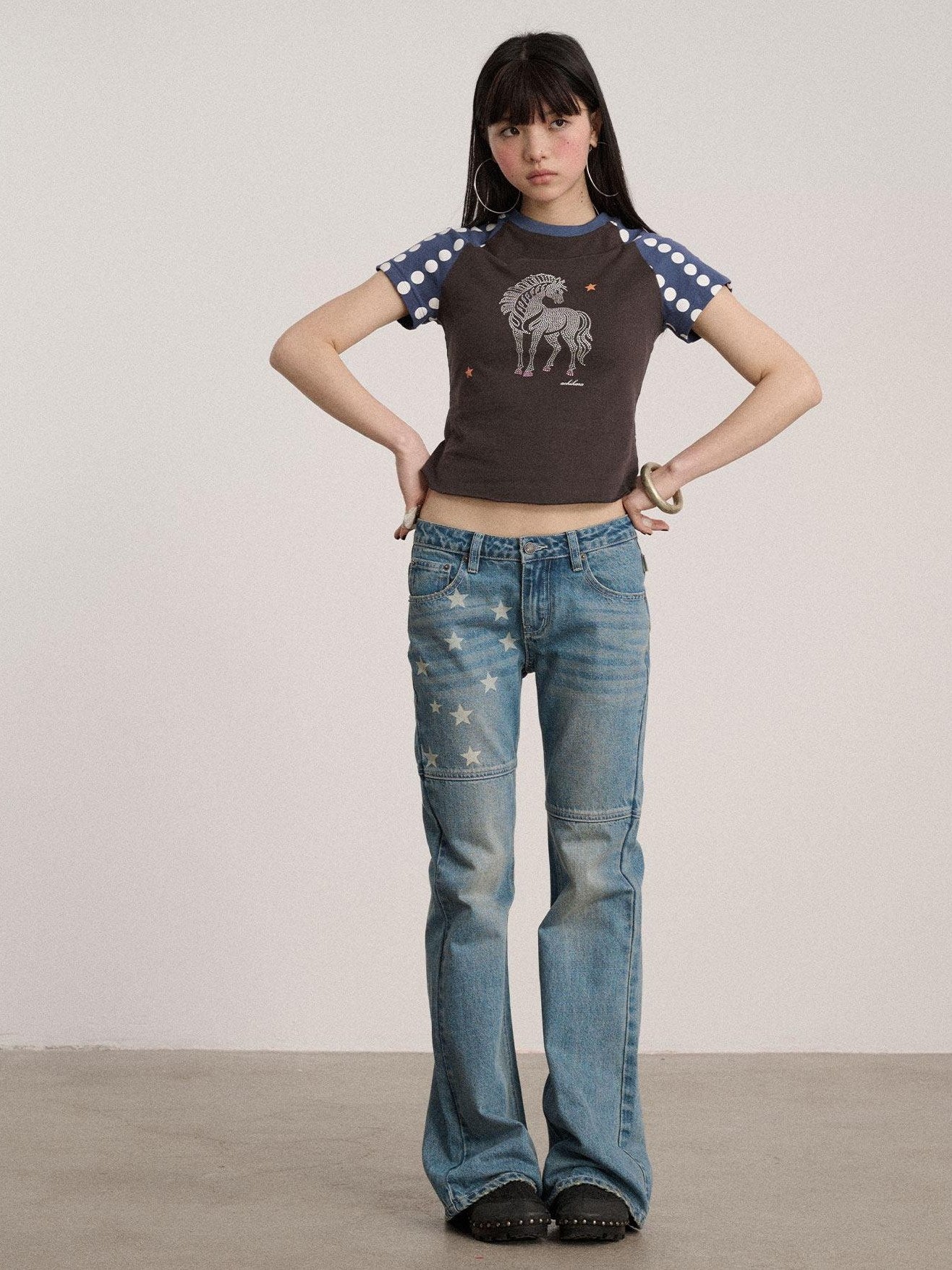 Achihara Washed Blue Star Detail Natural Waist Non Stretch Women Denim Straight Jeans