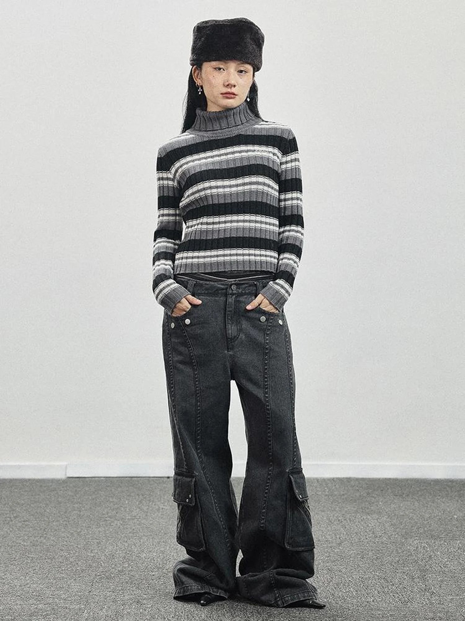 Women Striped Knit Sweater Short Sleeve Round Neck Slim Fit Top