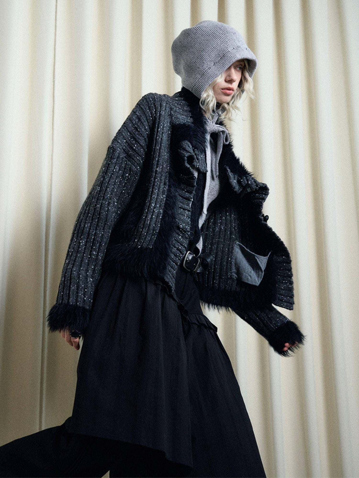 AnnoMundi Adjustable Drawstring Earflap Oversized Women&