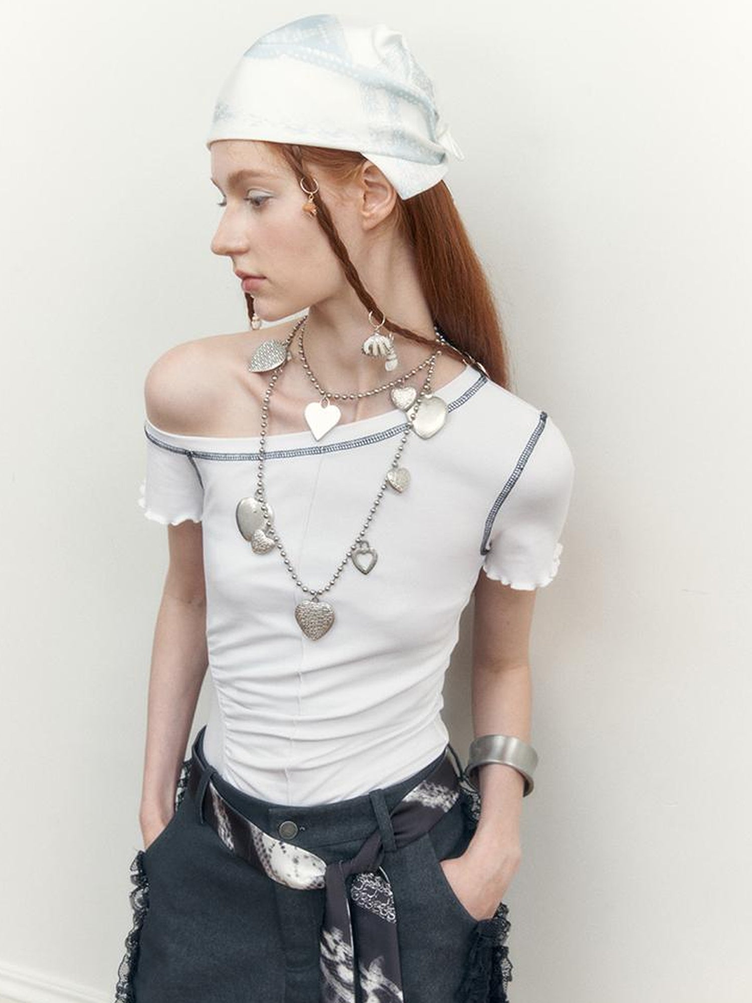 AnnoMundi Asymmetric Floral Hem T Shirt