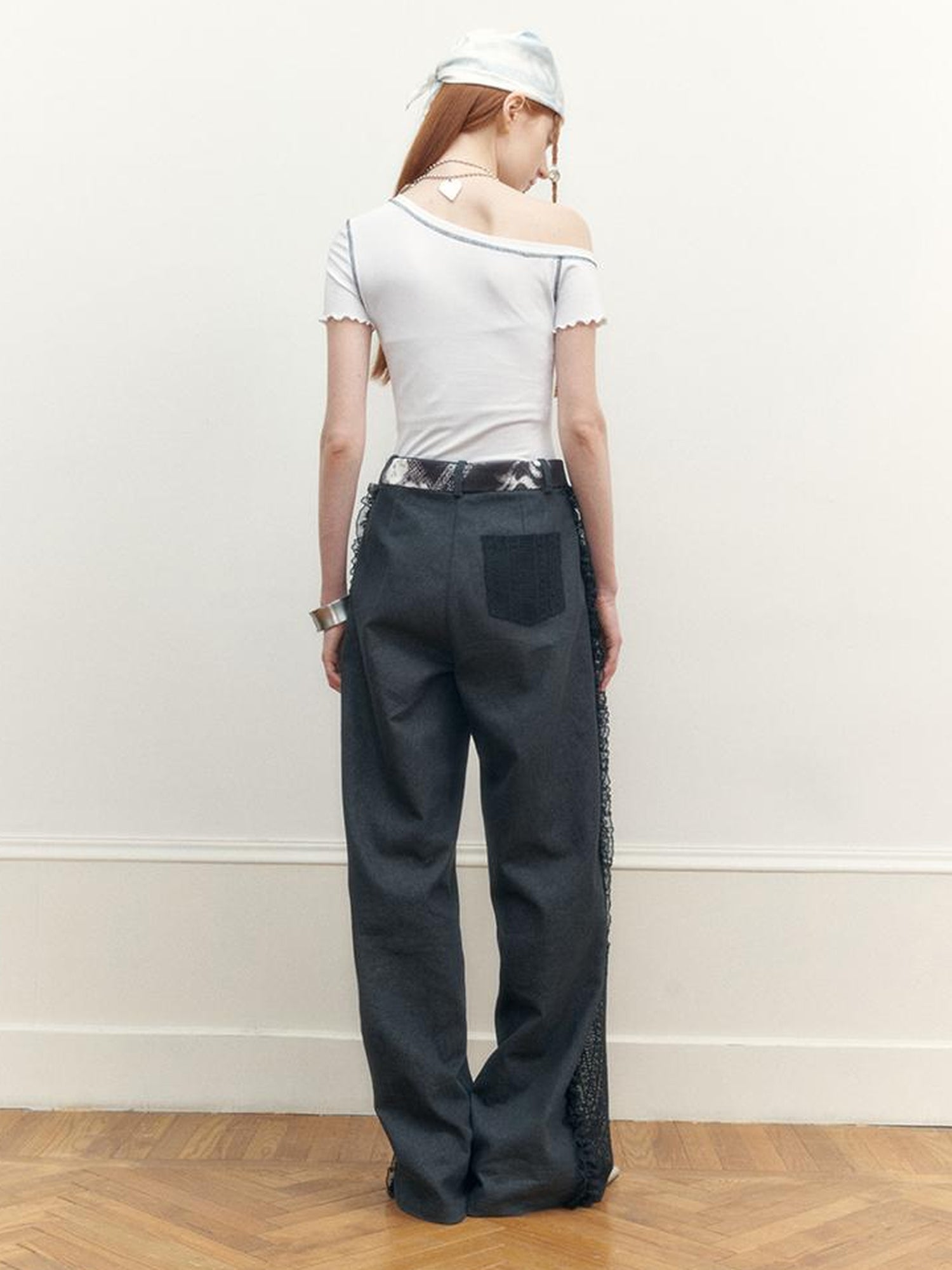 AnnoMundi Asymmetric Floral Hem T Shirt