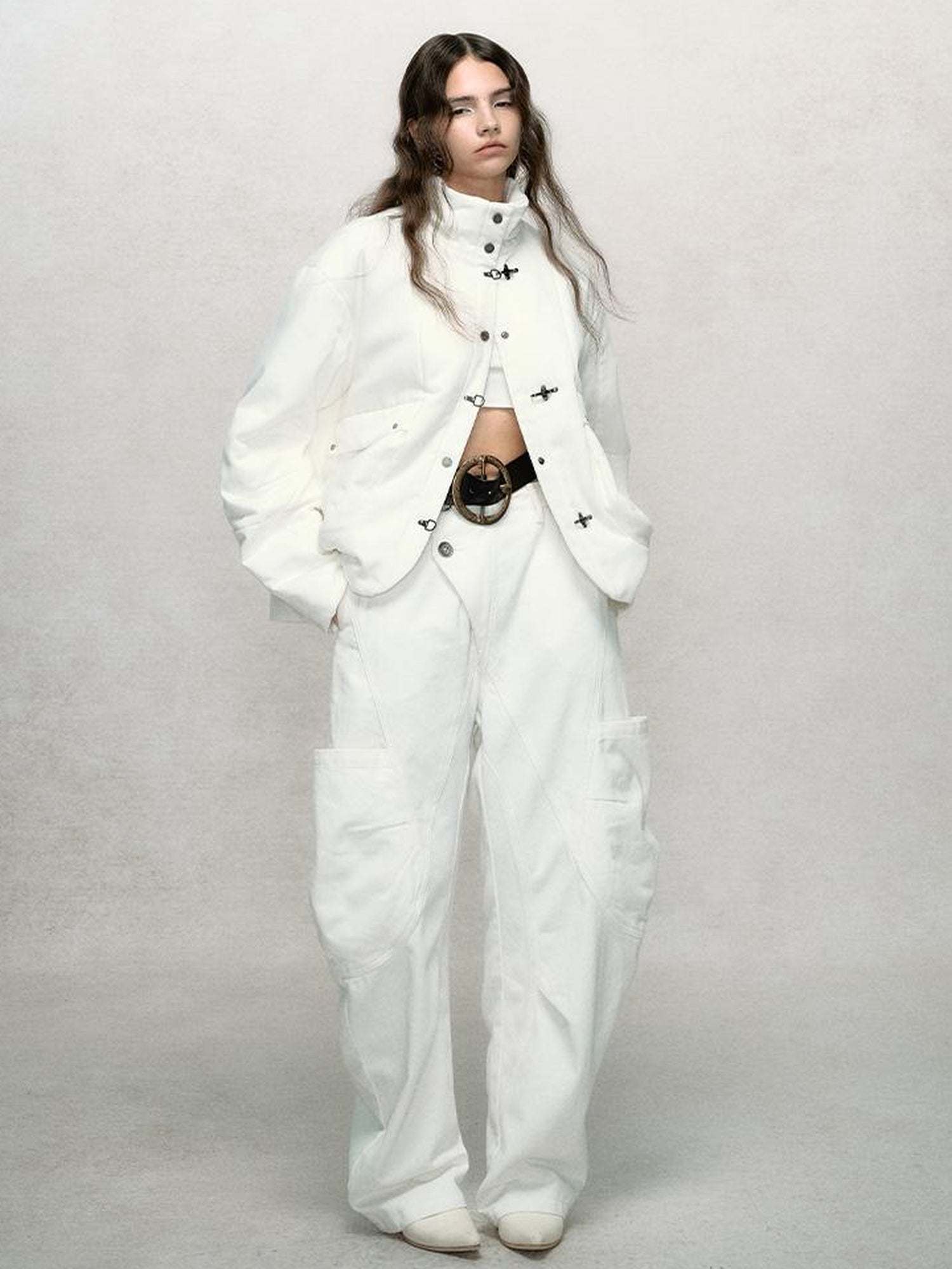 AnnoMundi Asymmetric Plaquet Cargo Wide Leg Jeans